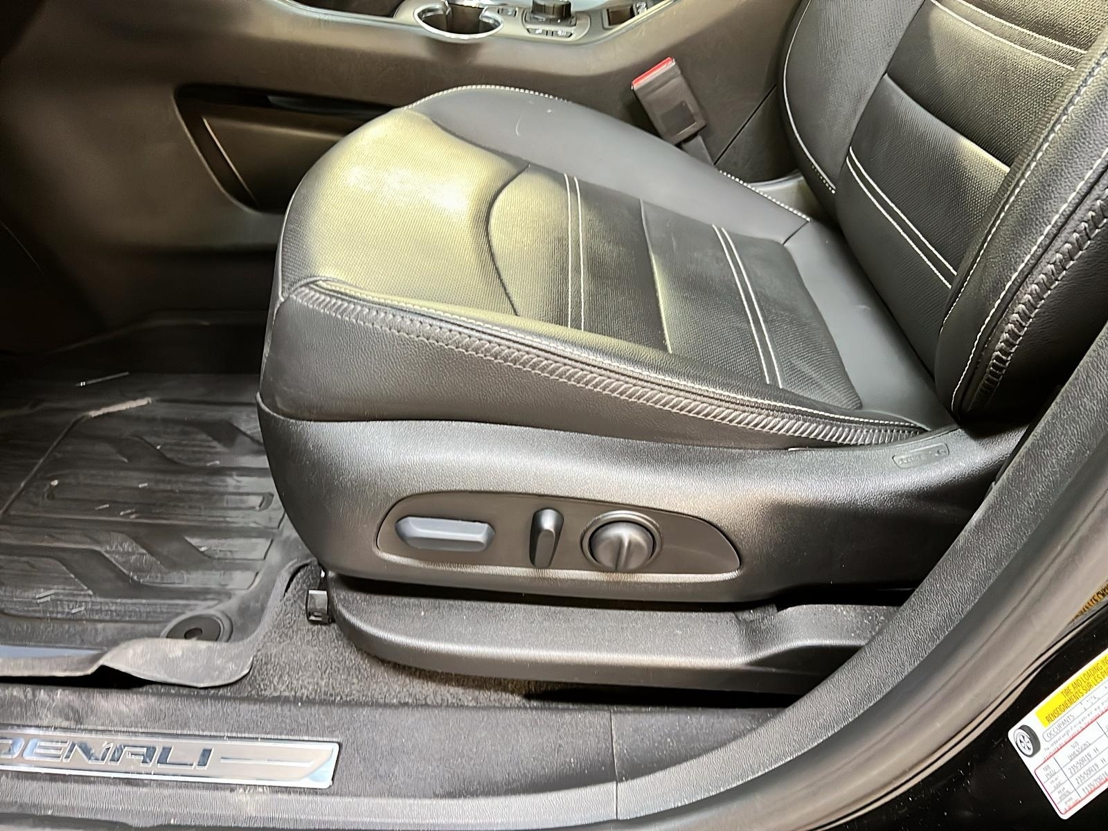 GMC Terrain DENALI CUIR TOIT PANO NAV 4RM 2023 - image #27