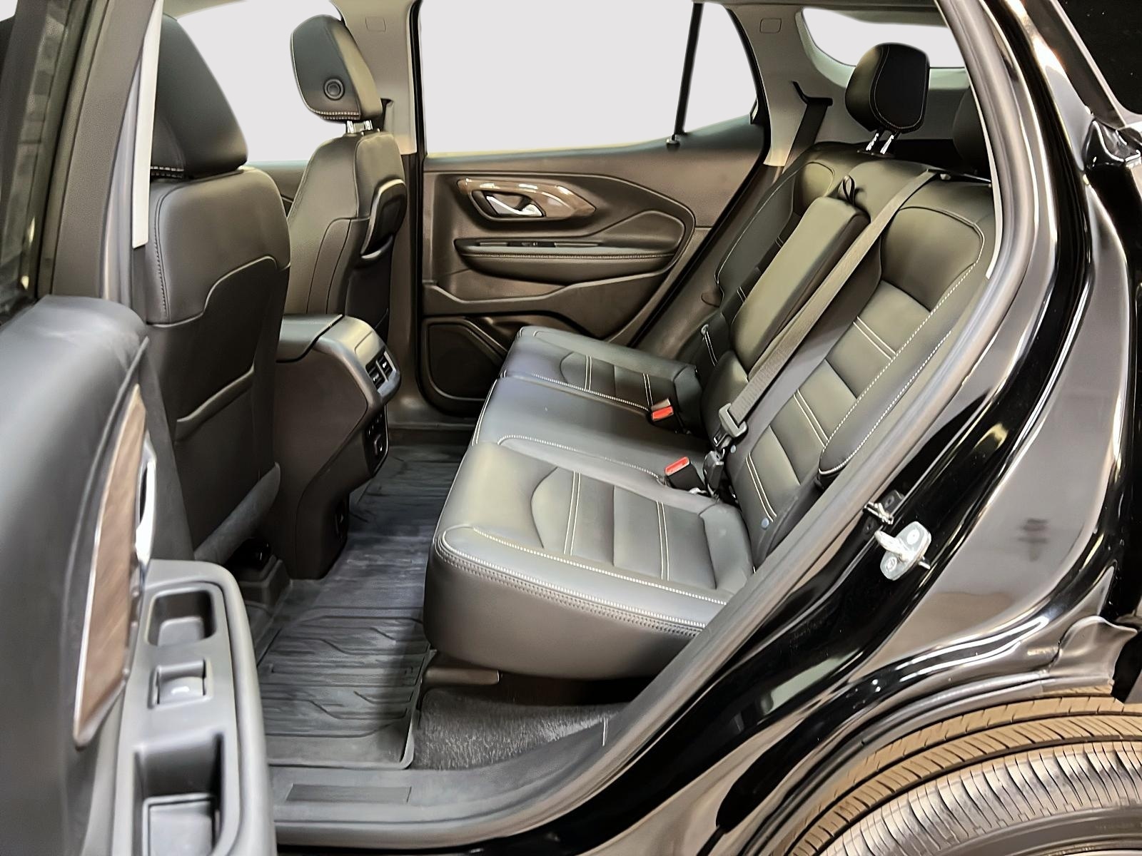 GMC Terrain DENALI CUIR TOIT PANO NAV 4RM 2023 - image #9