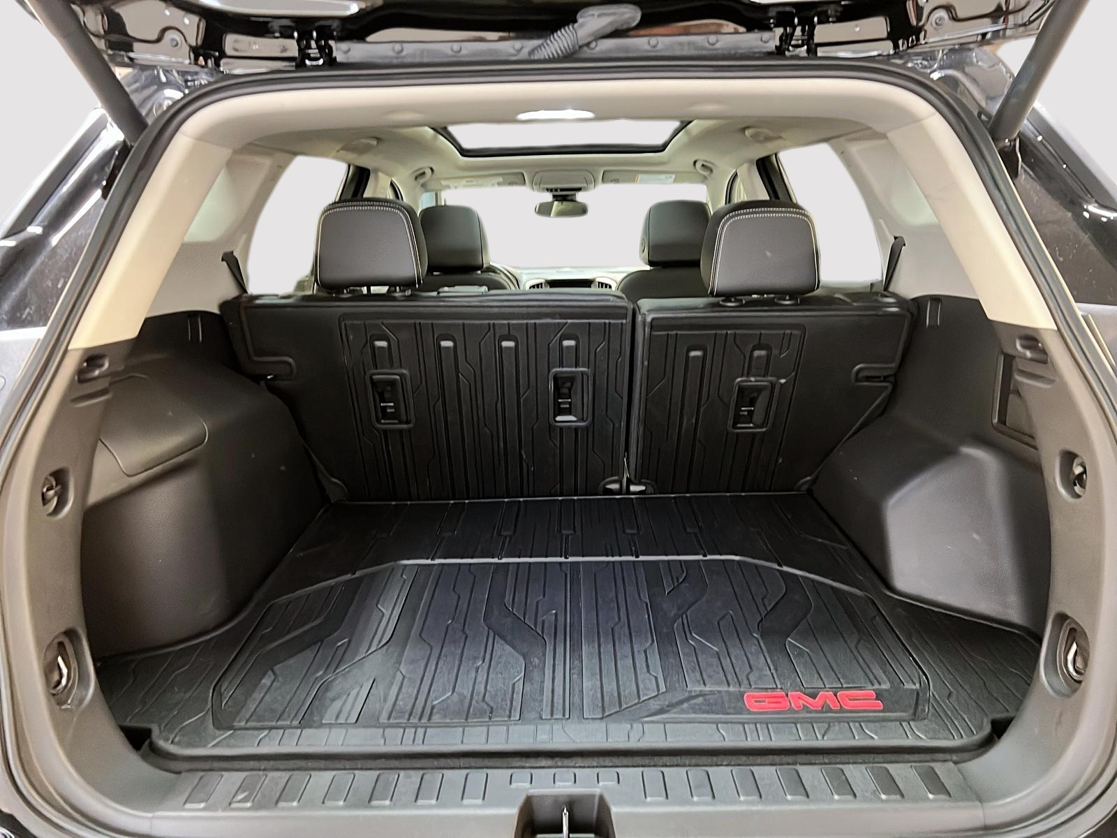 GMC Terrain DENALI CUIR TOIT PANO NAV 4RM 2024 - image #14