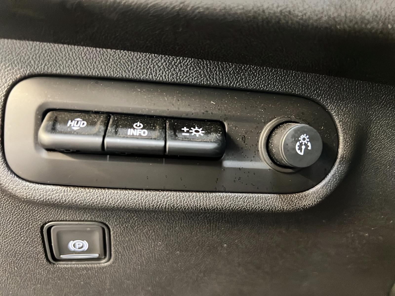 GMC Terrain 2024 - Image #24