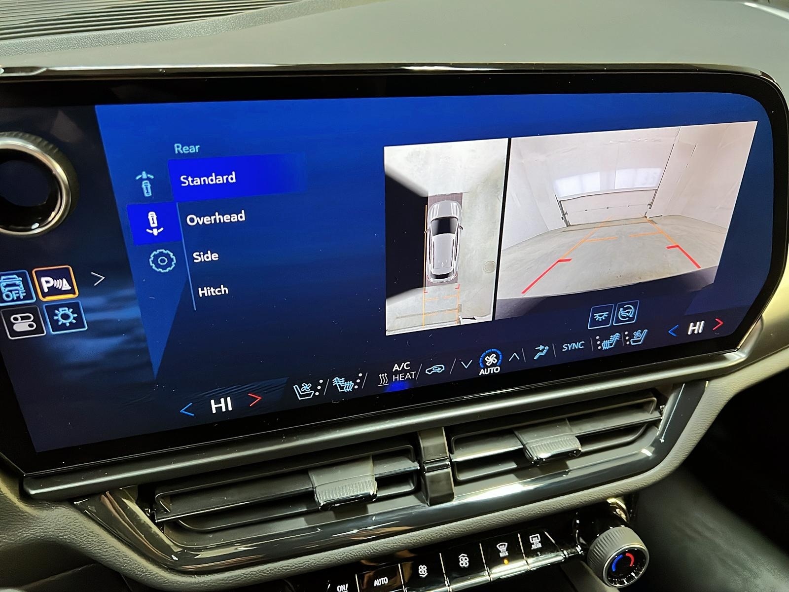 Chevrolet Equinox EV 2024 - Image #16