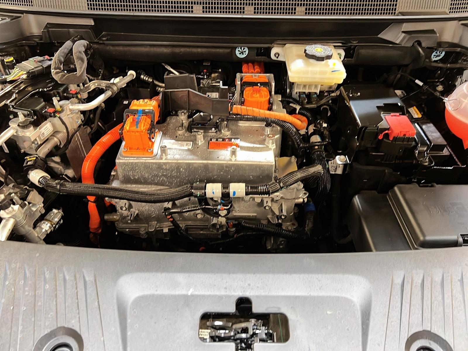 Chevrolet Equinox EV 2024 - Image #11