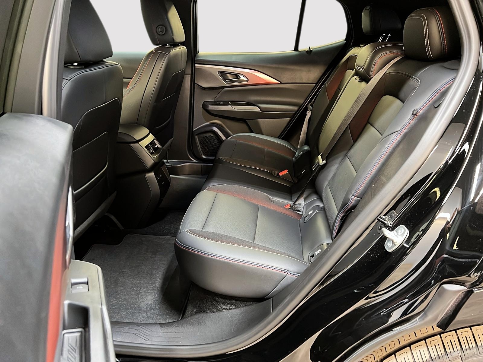 Chevrolet Equinox EV 2024 - Image #9