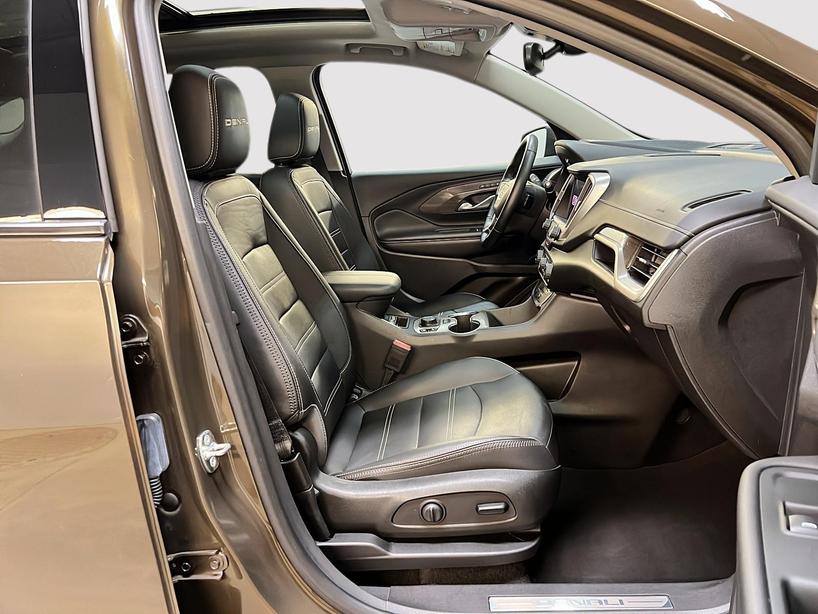 GMC Terrain 2024 - Image #8