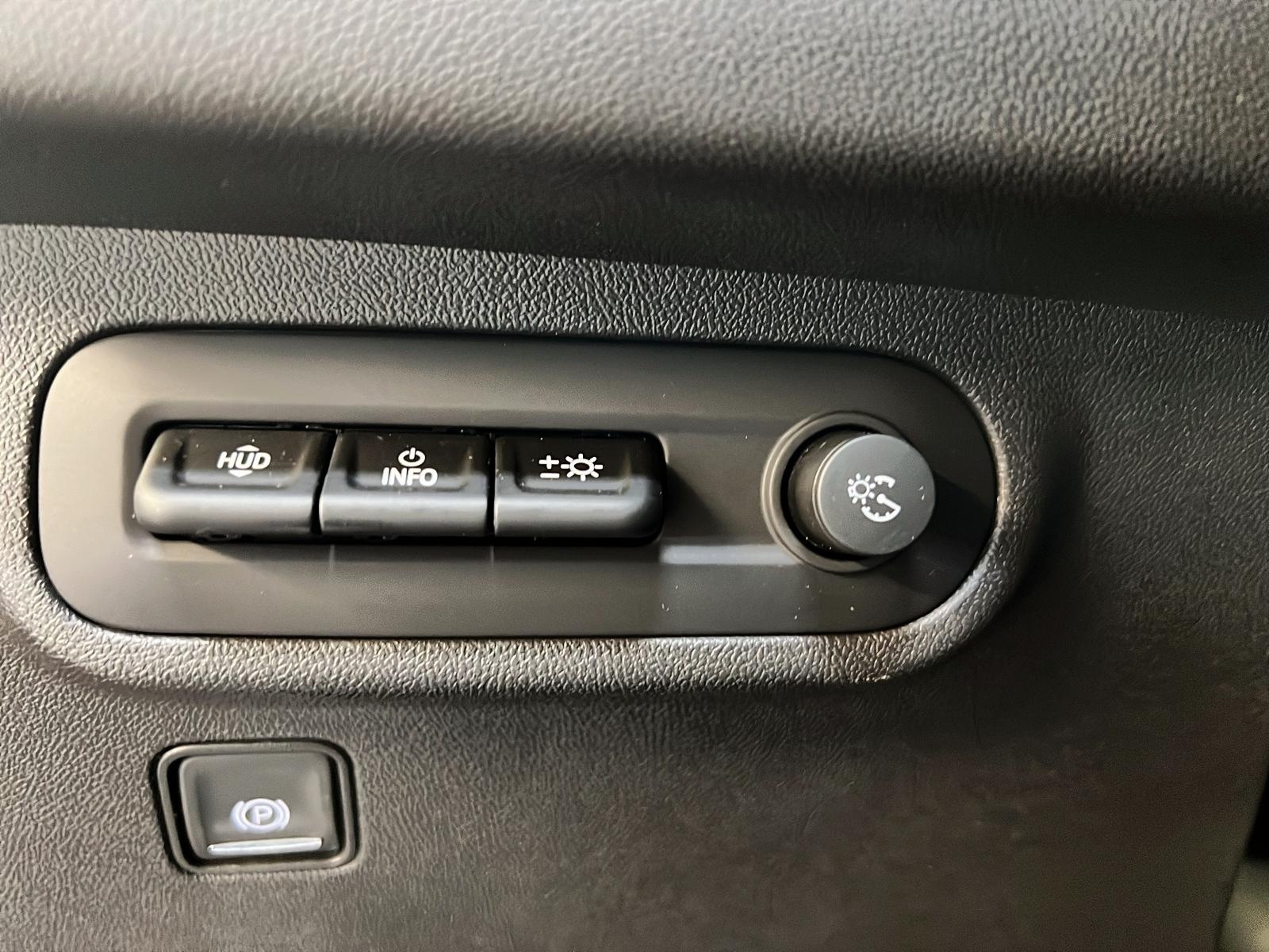 GMC Terrain DENALI CUIR TOIT PANO NAV 4RM 2024 - image #24