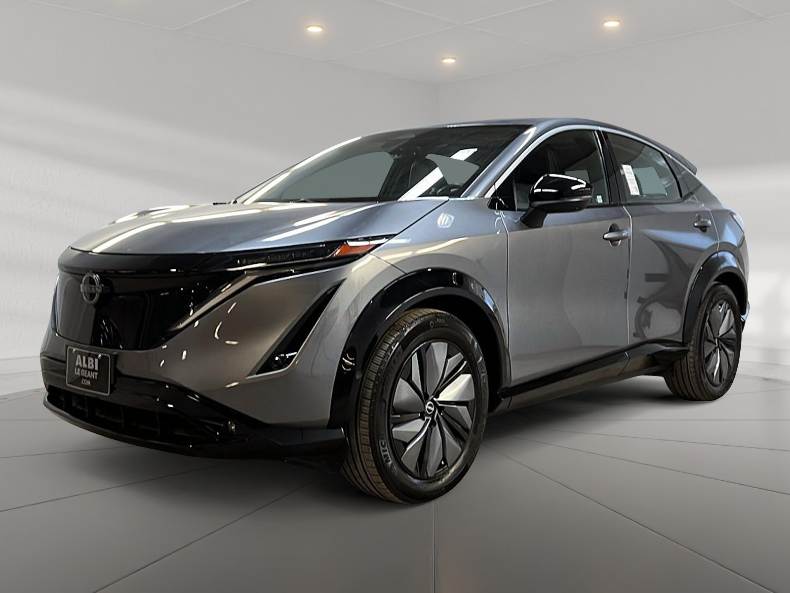Nissan ARIYA EVOLVE + TOIT PANO NAV 2023 - image #1