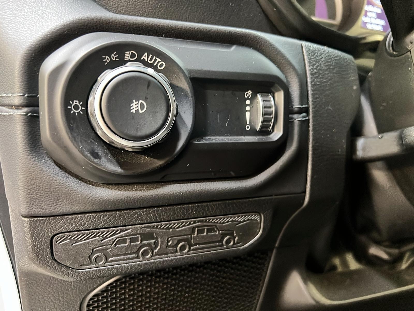 Jeep Wrangler 2024 - Image #21