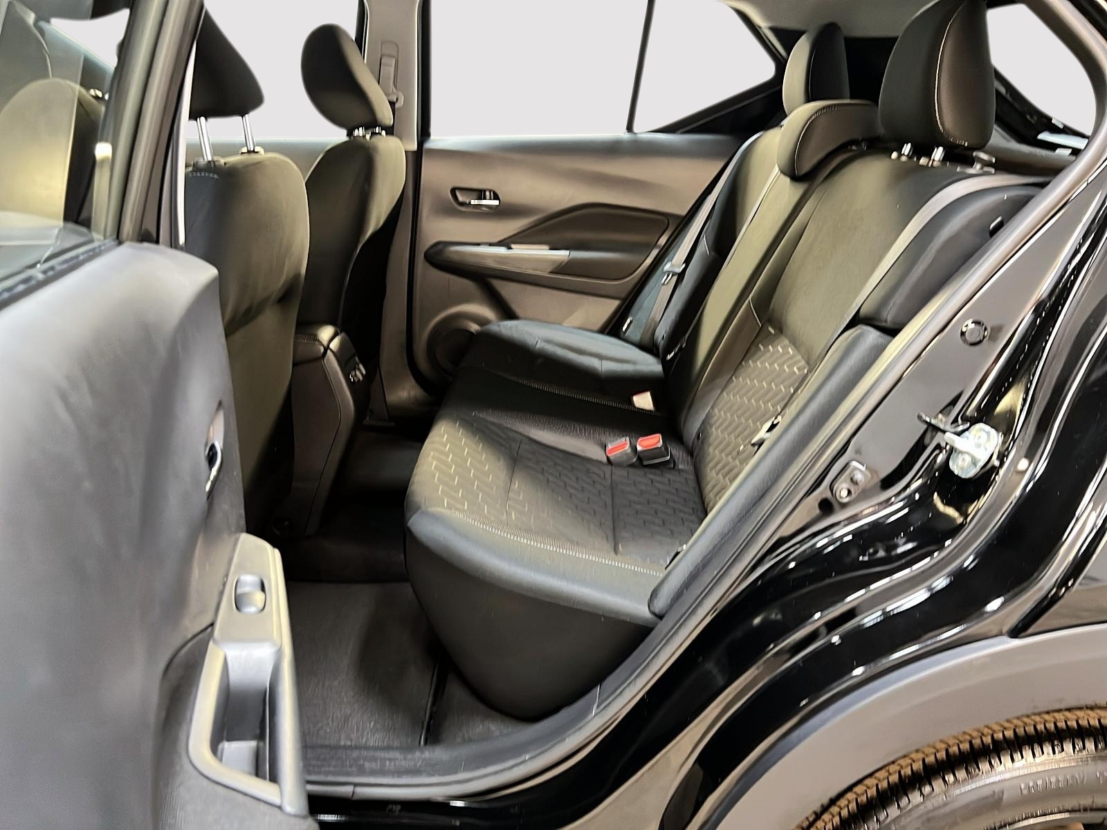 Nissan Kicks SV SPECIAL EDITION 2023 - image #9