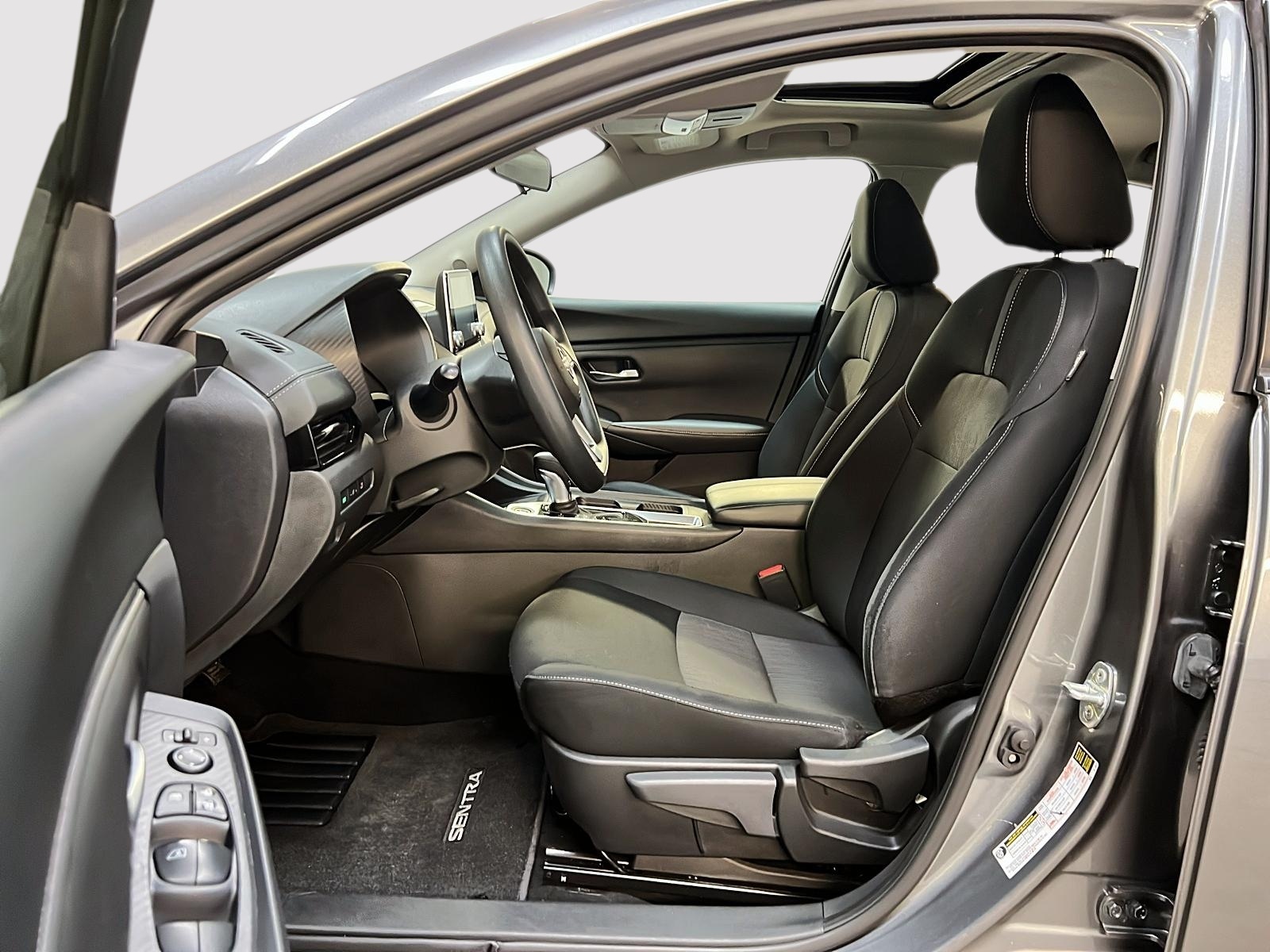Nissan Sentra SV TOIT 2024 - image #7