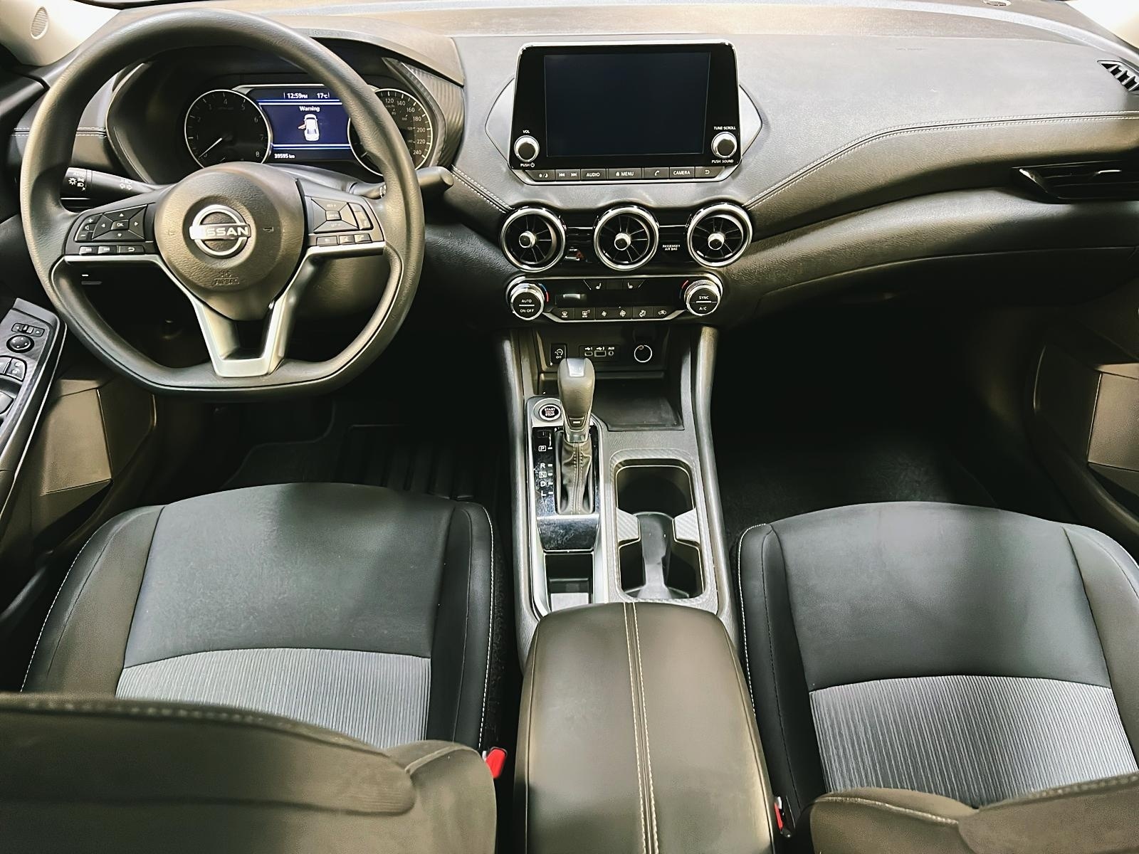 Nissan Sentra SV TOIT 2024 - image #11