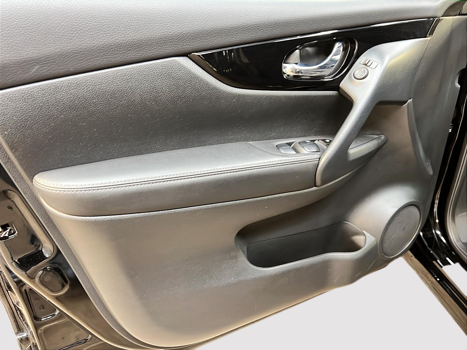 Nissan Qashqai 2023 - Image #24