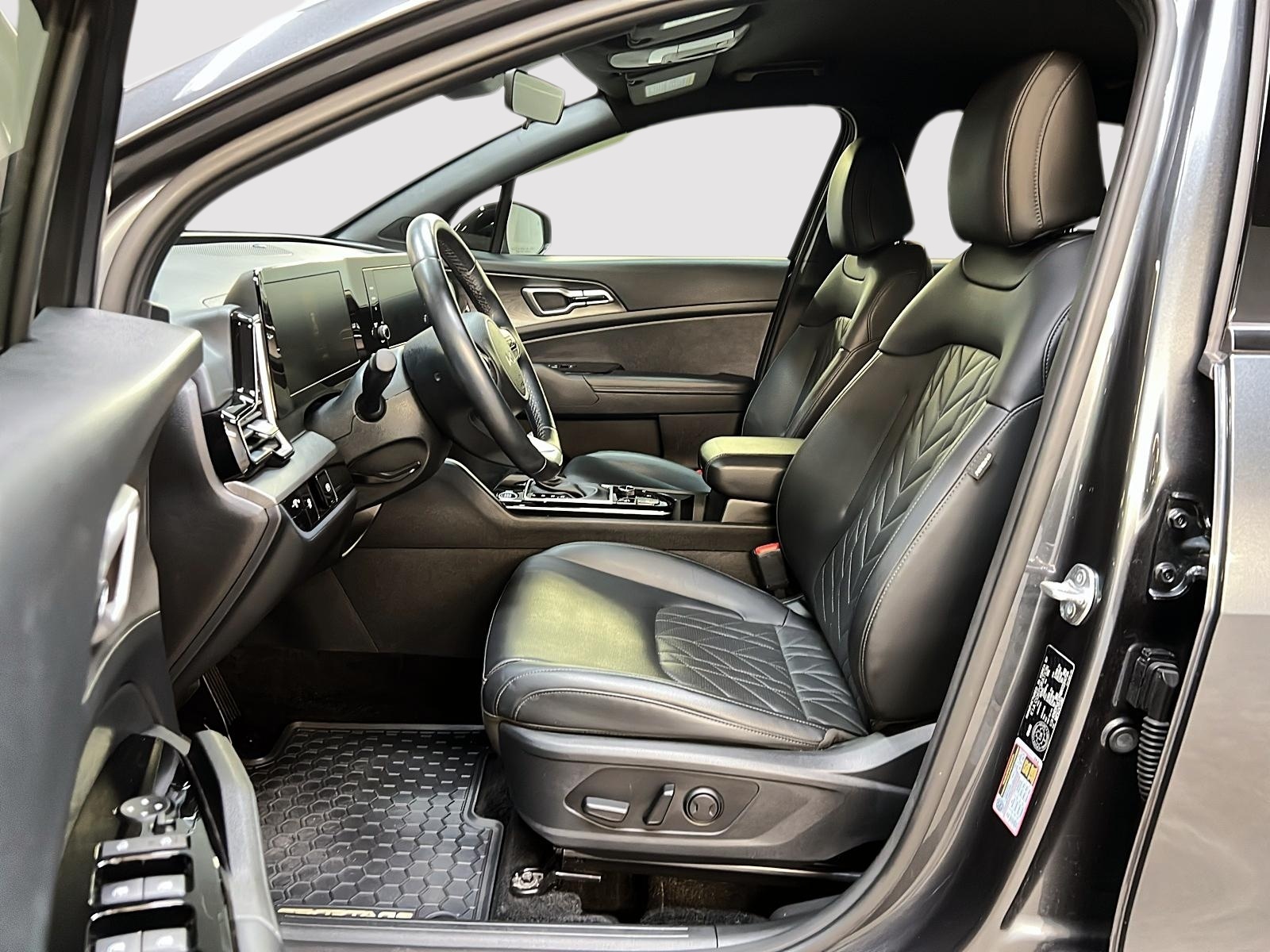 Kia Sportage X-LINE CUIR 4RM 2024 - image #7