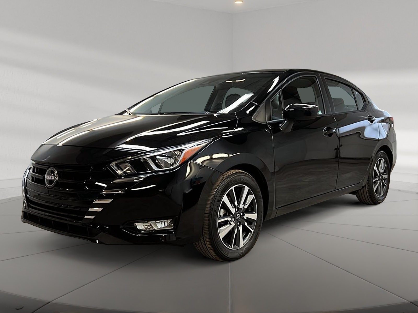 Nissan Versa SV 2025