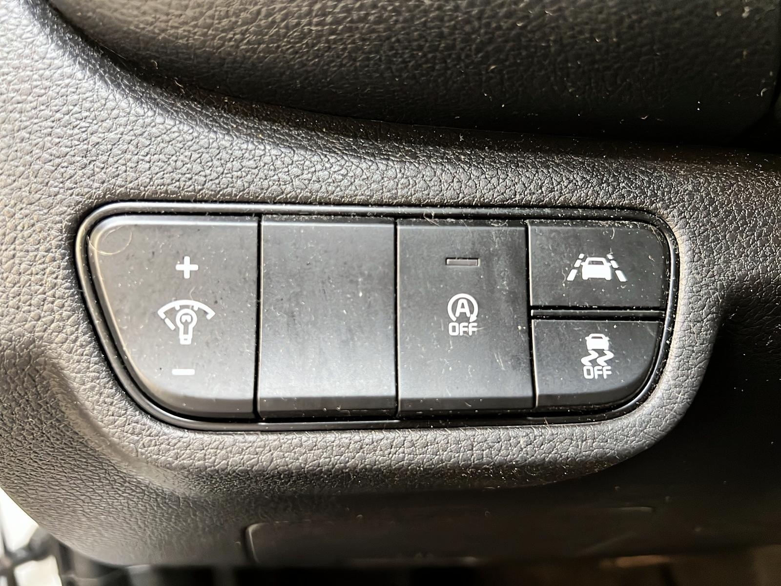 Kia SELTOS EX CUIR TOIT 4RM 2023 - image #19