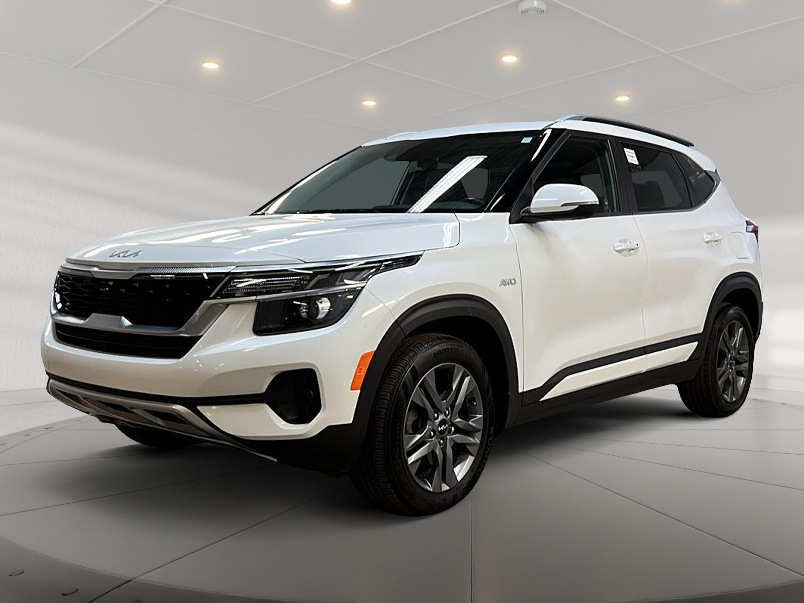 Kia SELTOS 2023 - Image #1