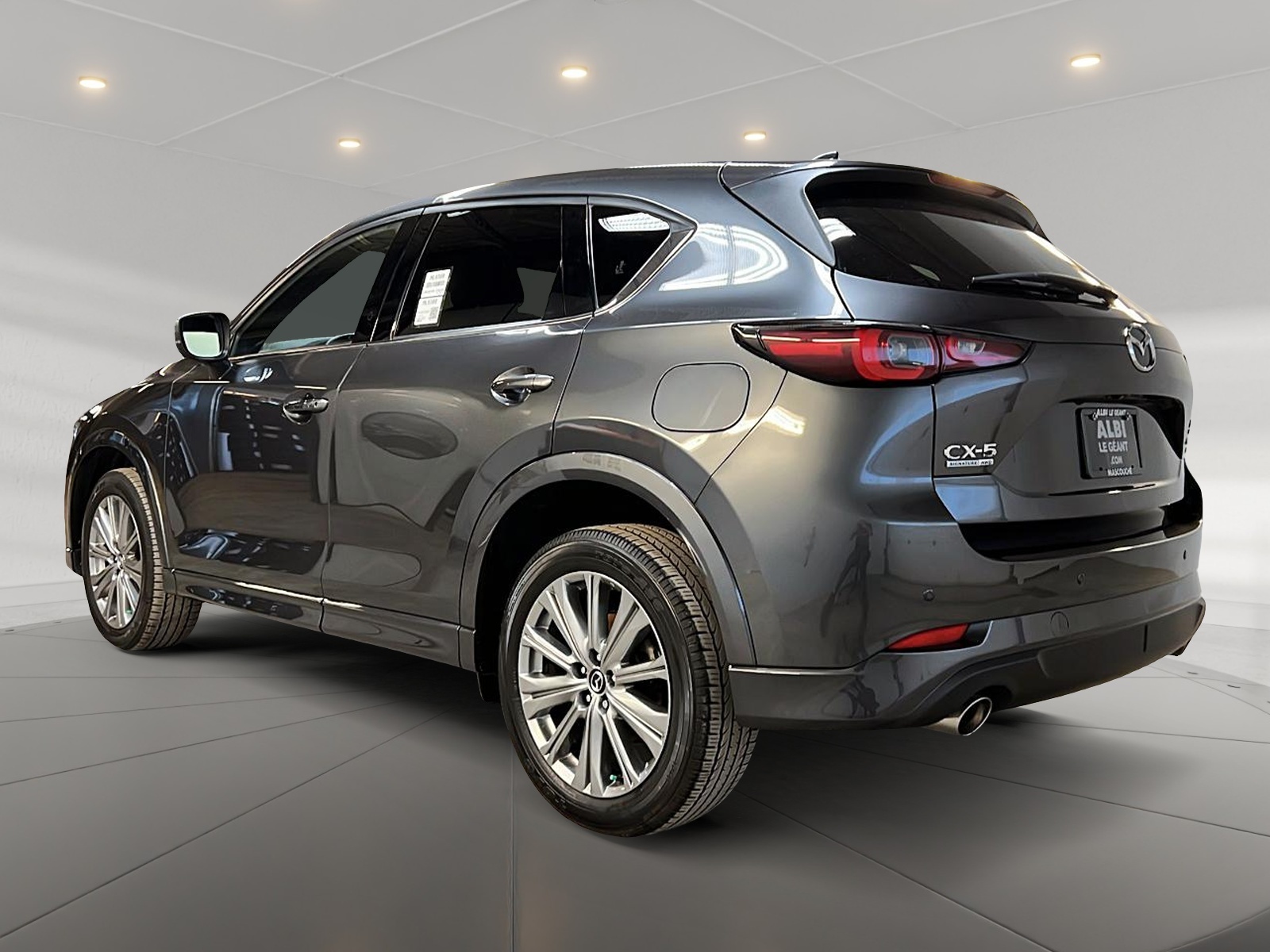 Mazda CX-5 SIGNATURE 2.5T CUIR TOIT NAV 4RM 2023 - image #6