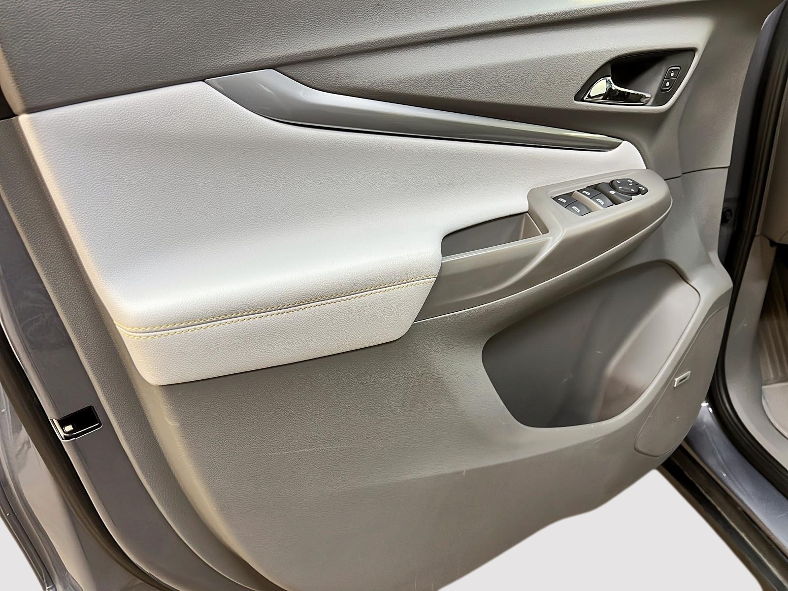 Chevrolet Bolt EUV PREMIER CUIR TOIT PANO NAV 2023 - image #25