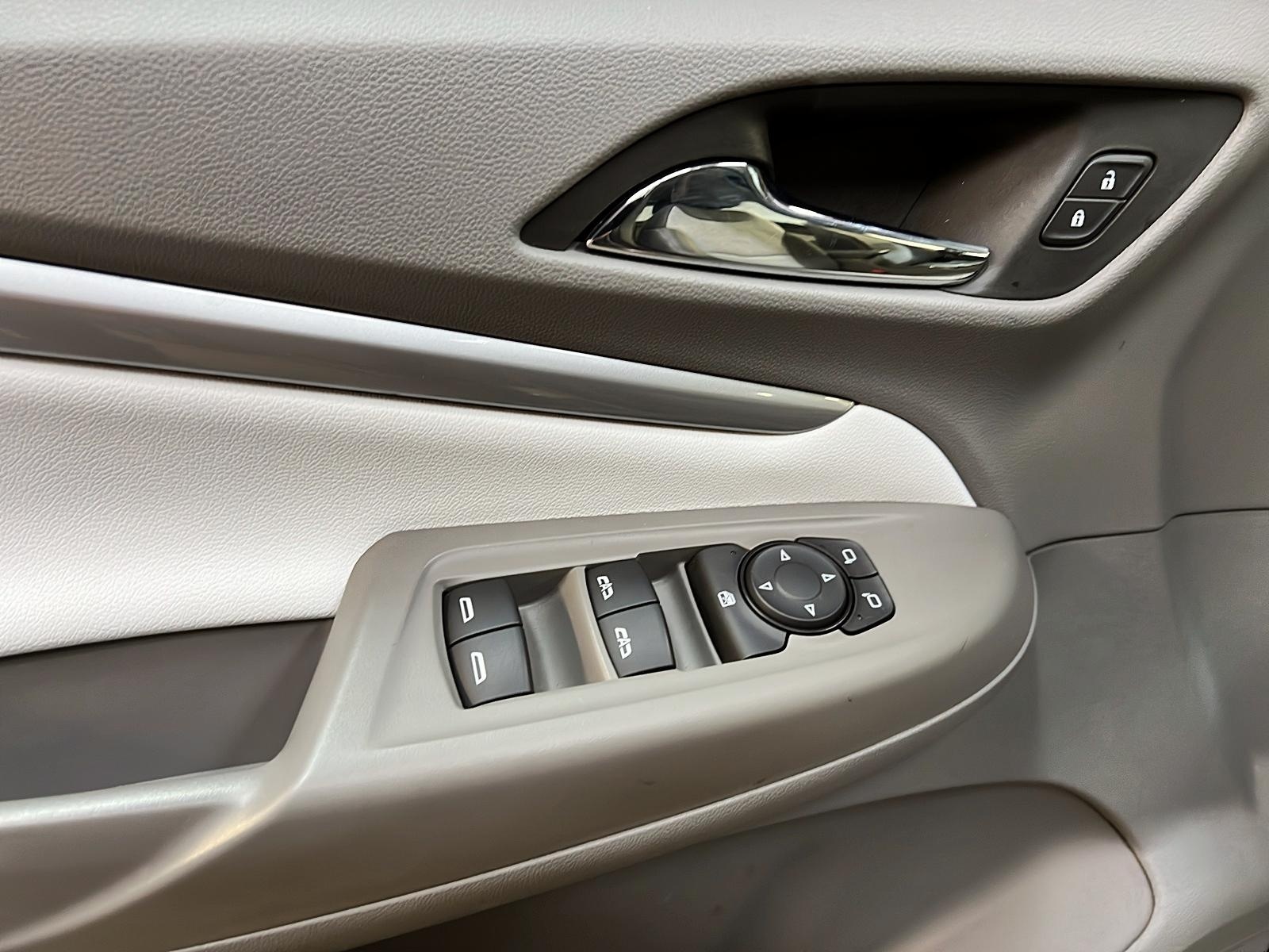 Chevrolet Bolt EUV PREMIER CUIR TOIT PANO NAV 2023 - image #23