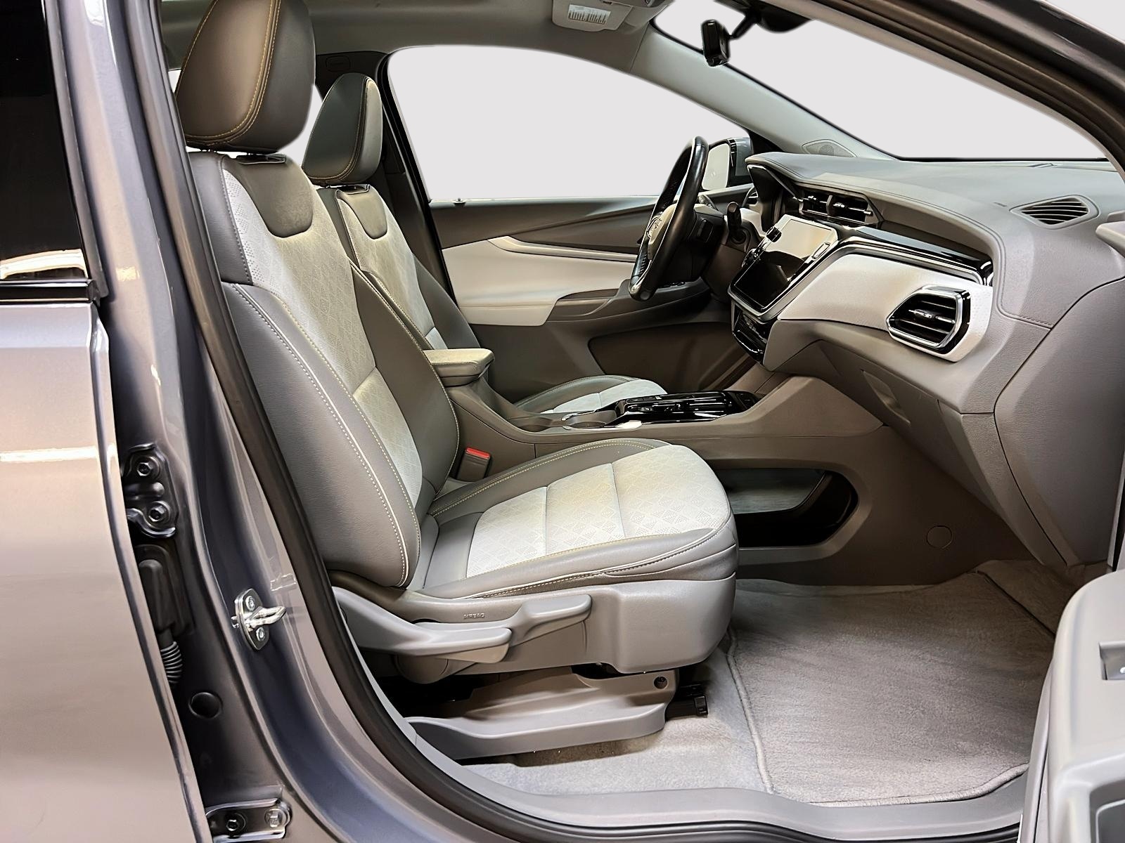 Chevrolet Bolt EUV 2023 - Image #8