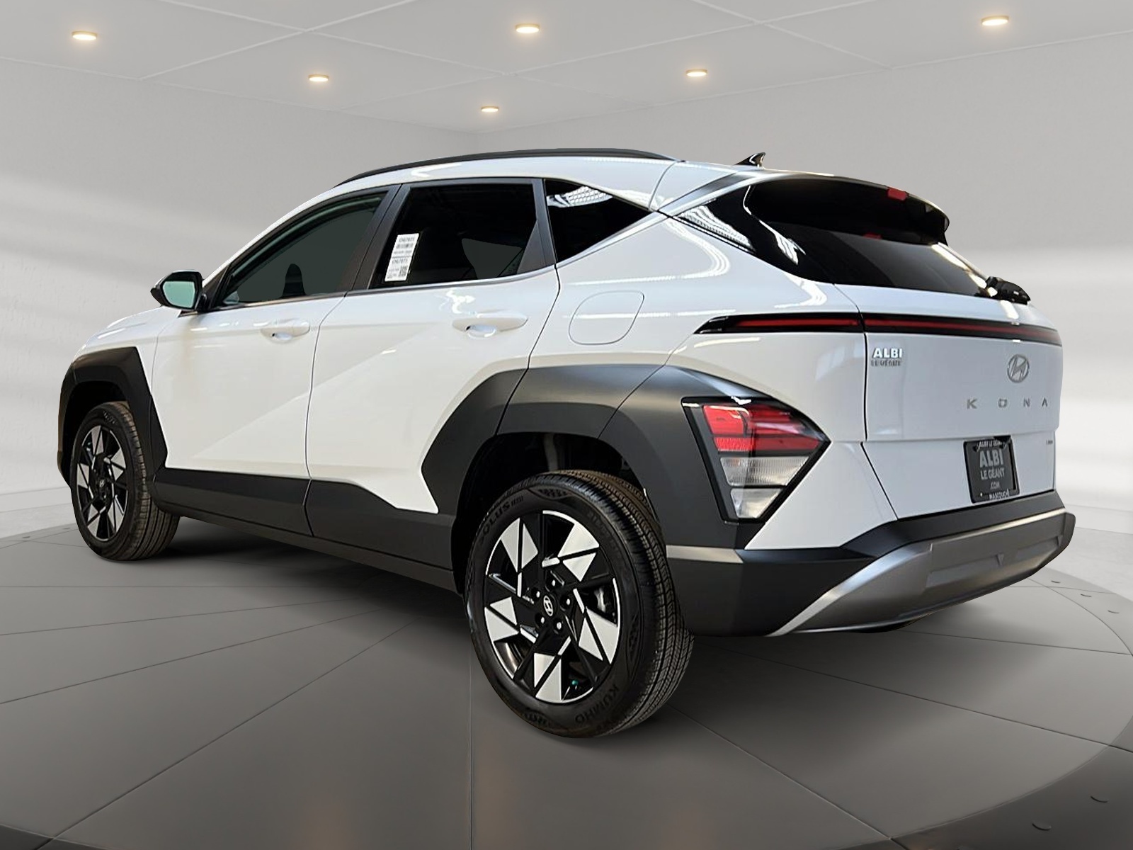 Hyundai Kona PREFERRED TREND CUIR TOIT 4RM 2024 - image #6