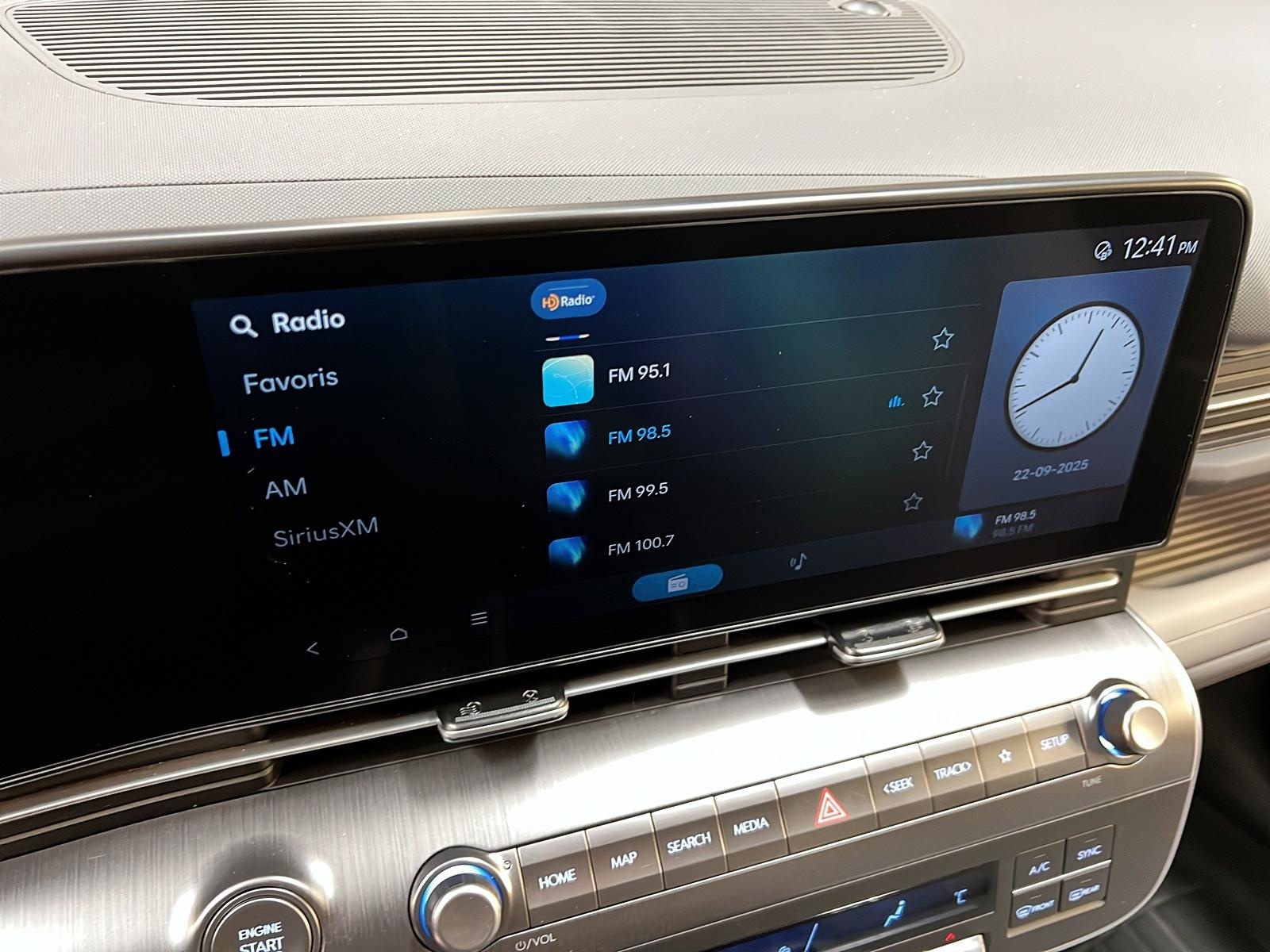 Hyundai Kona PREFERRED TREND CUIR TOIT 4RM 2024 - image #16