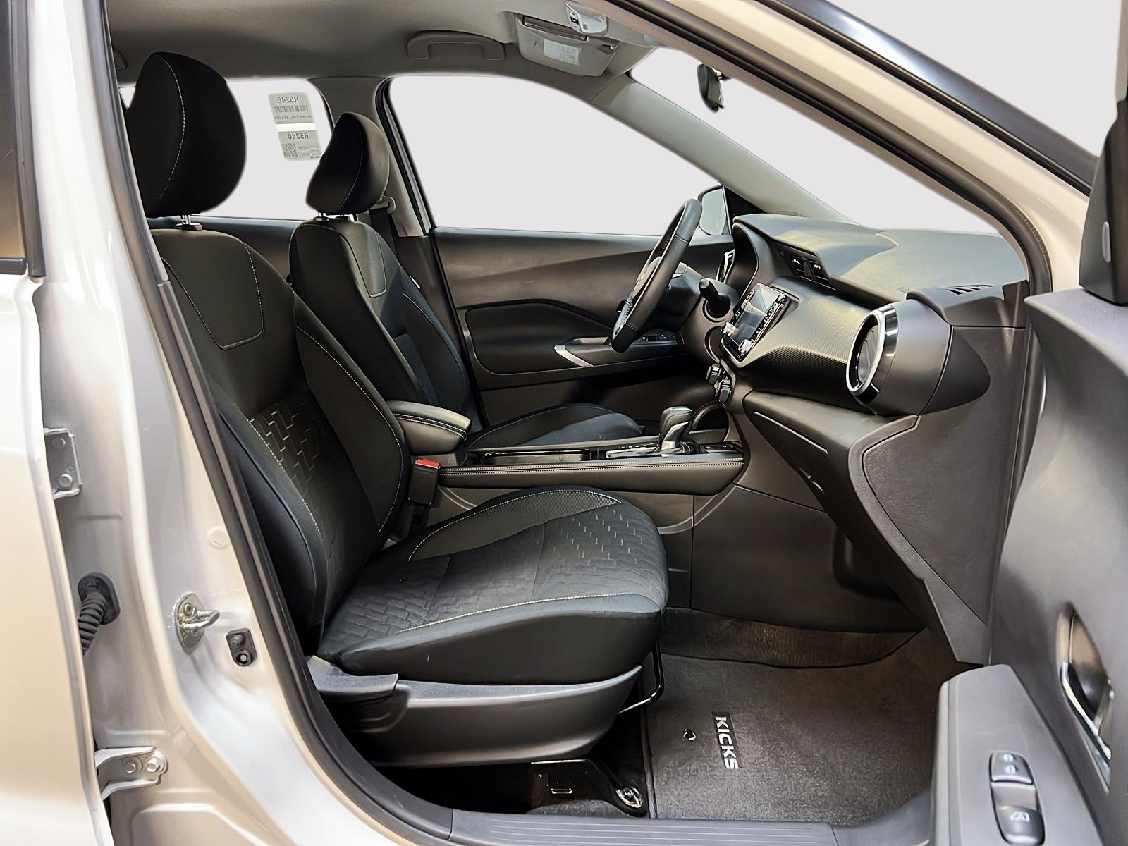 Nissan Kicks SV 2024 — photo 8