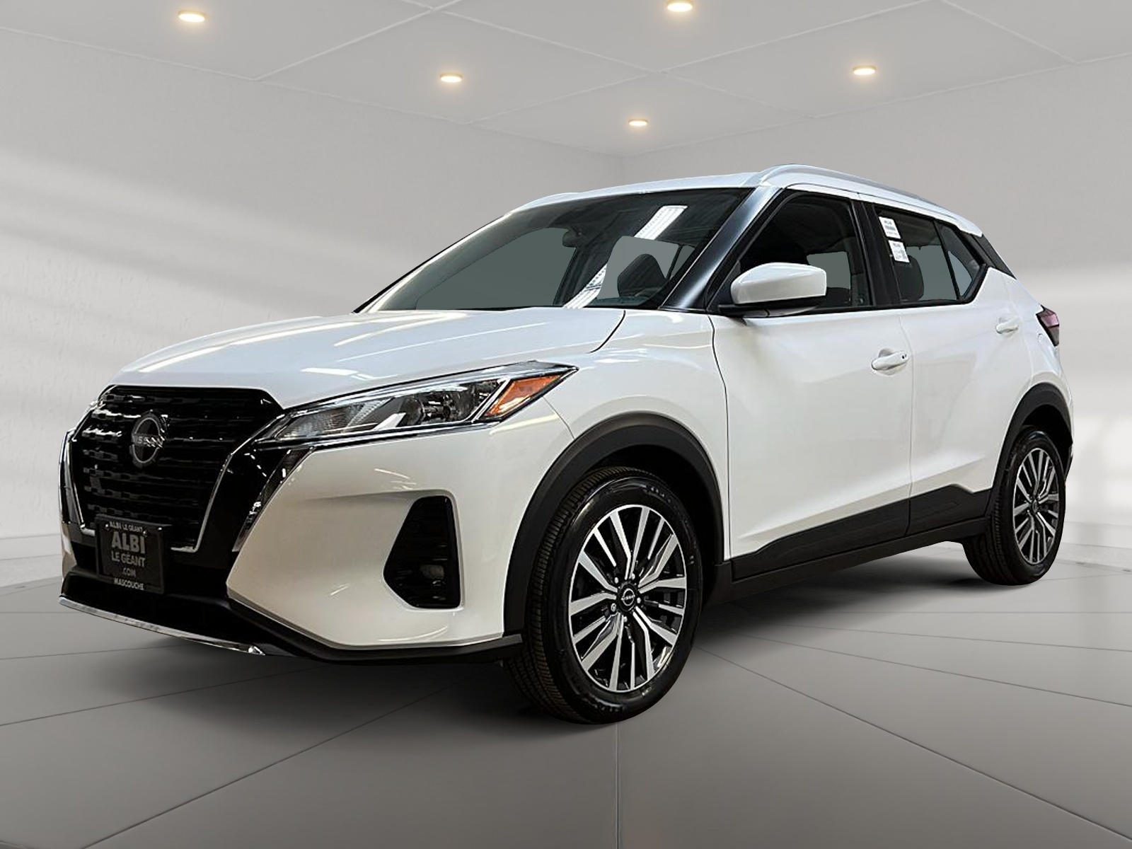Nissan Kicks SV 2024