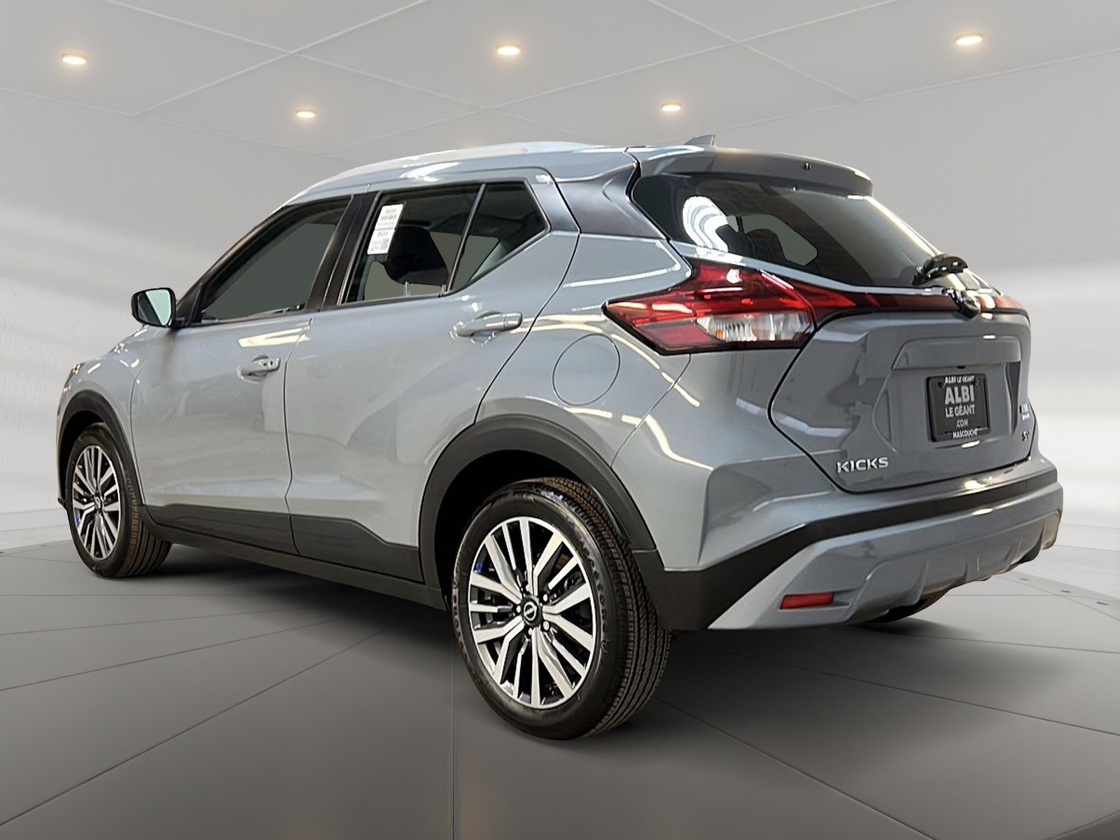 Nissan Kicks SV 2023 - image #6