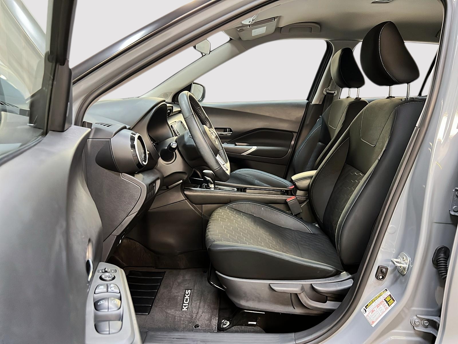 Nissan Kicks SV 2023 - image #7