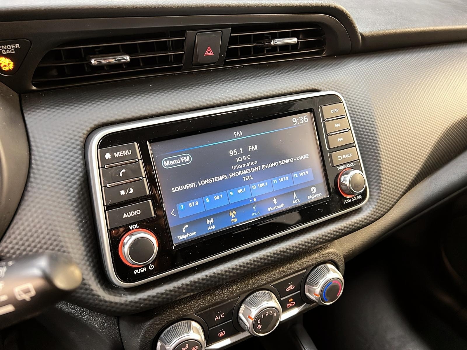 Nissan Kicks S 2024 - image #16