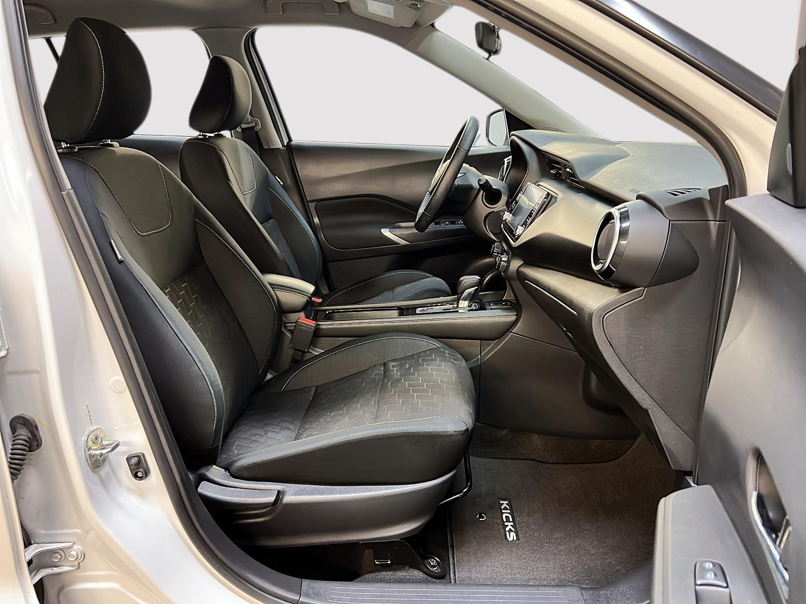 Nissan Kicks SV SPECIAL EDITION 2023 — photo 8