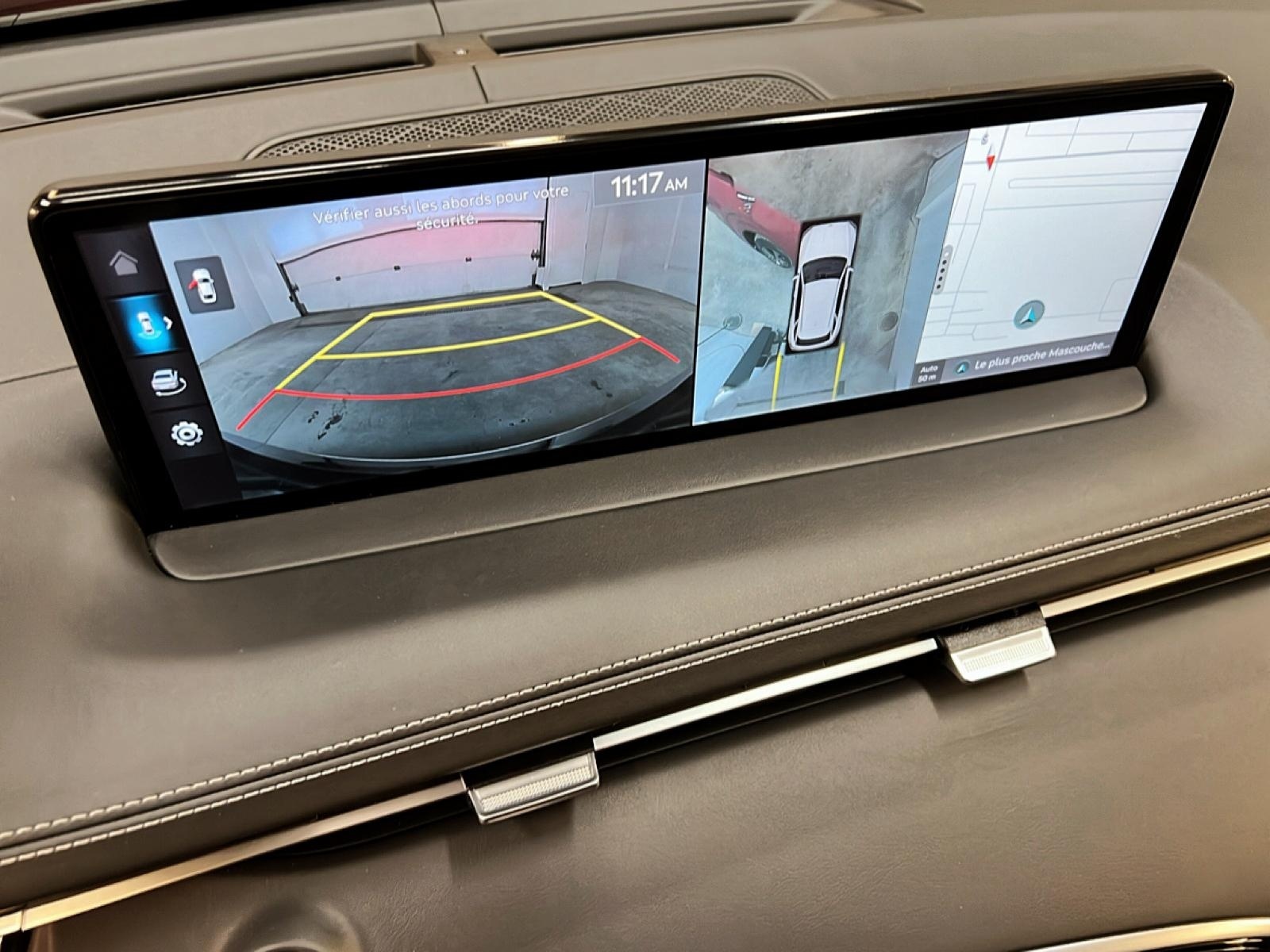 Genesis GV70 PRESTIGE 2.5T CUIR TOIT PANO NAV 4RM 2025 - image #21