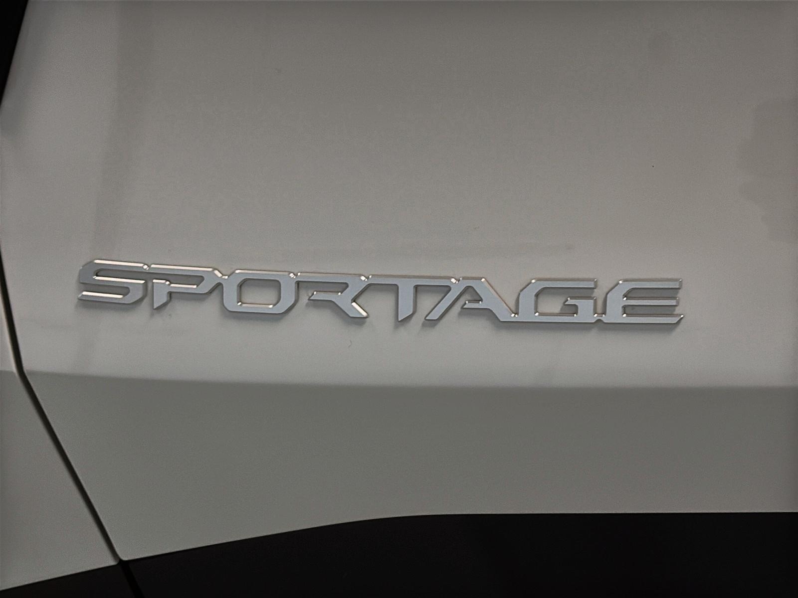 Kia Sportage LX 4RM 2023 - image #24