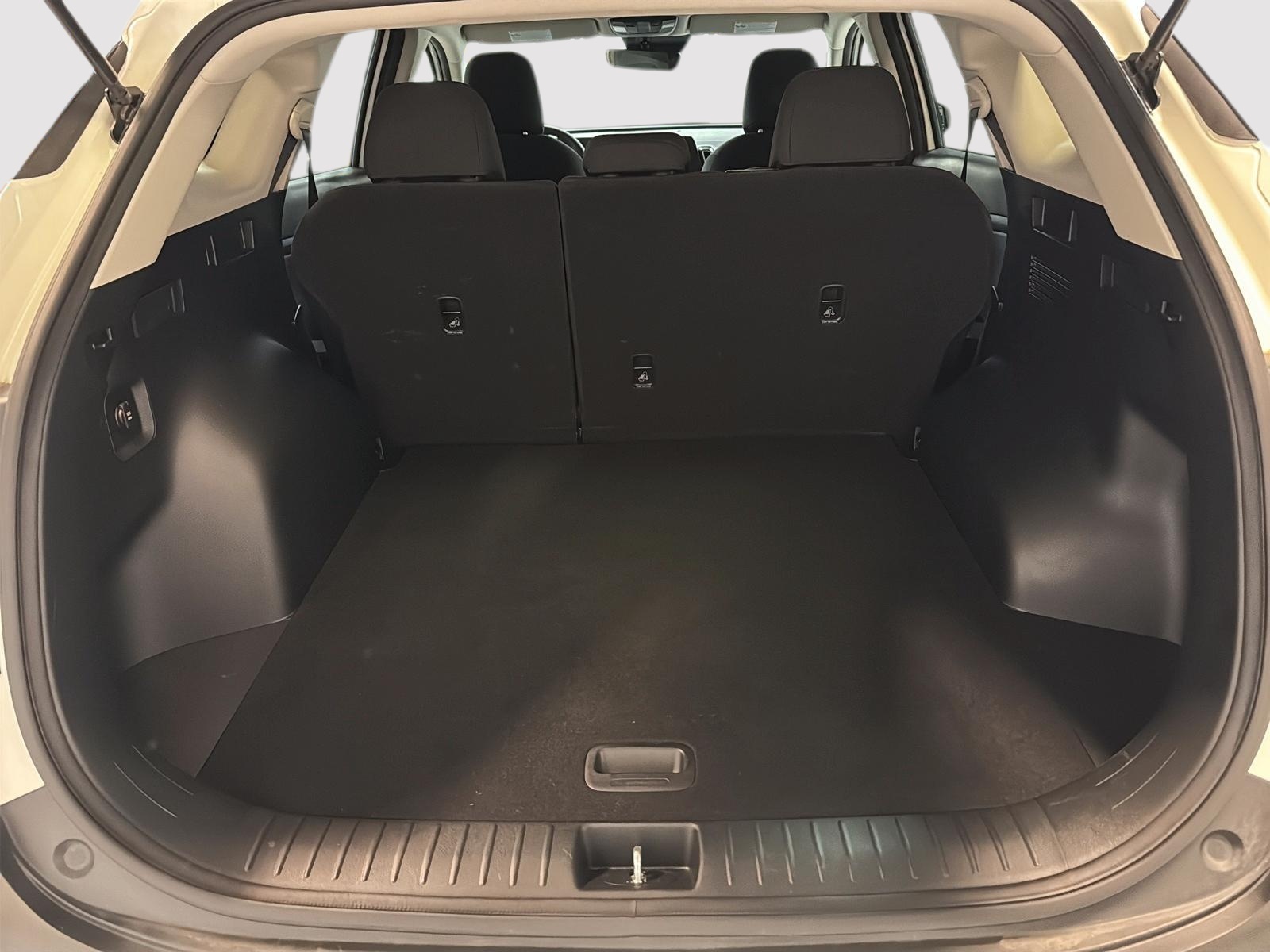 Kia Sportage LX 4RM 2023 - image #12