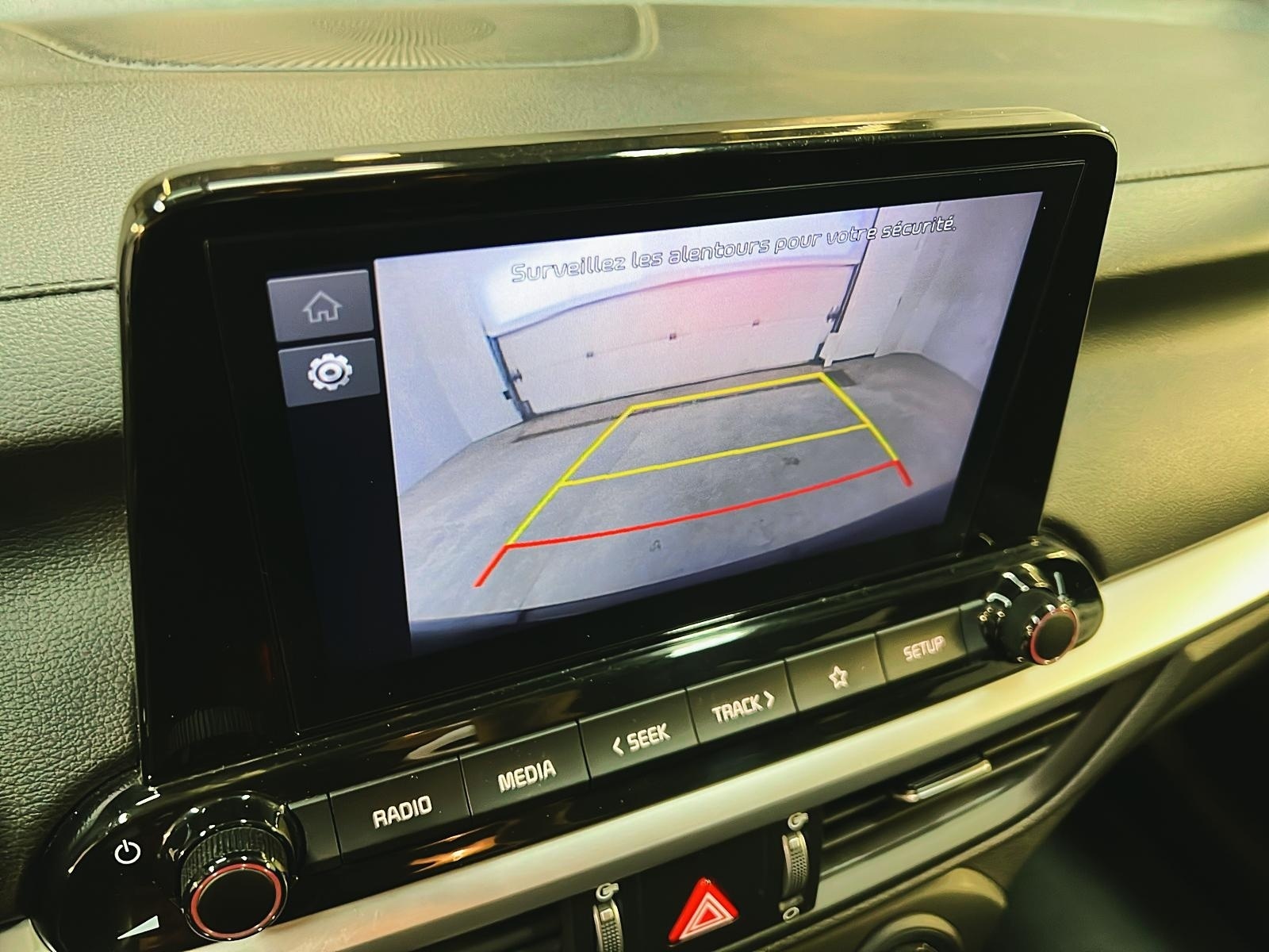 Kia Forte5 EX 2023 - image #16