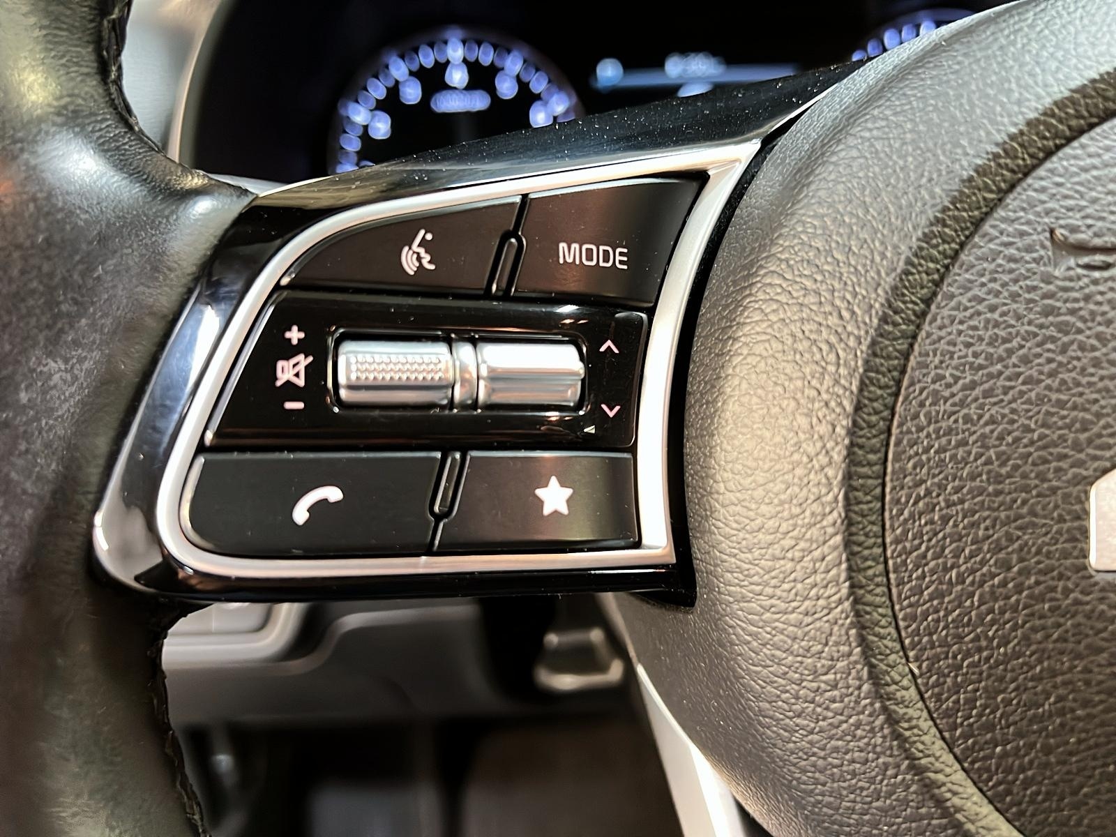 Kia Forte5 EX 2023 - image #18