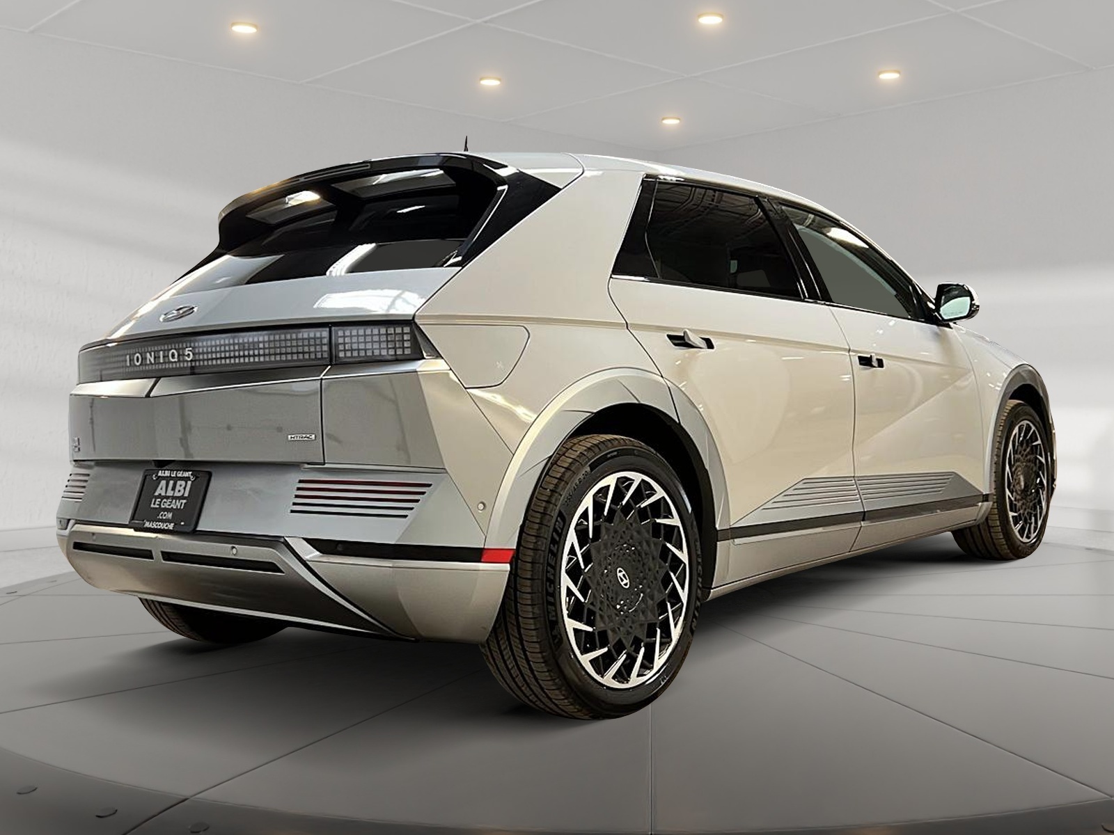 Hyundai IONIQ 5 PREFERRED ULTIMATE CUIR TOIT PANO 4RM 2024 - image #4