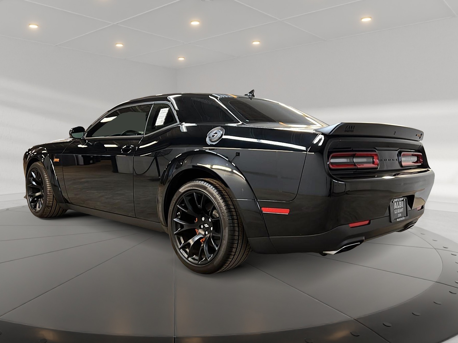 Dodge Challenger SCAT PACK  392 WIDEBODY ORANGE 2023 - image #6