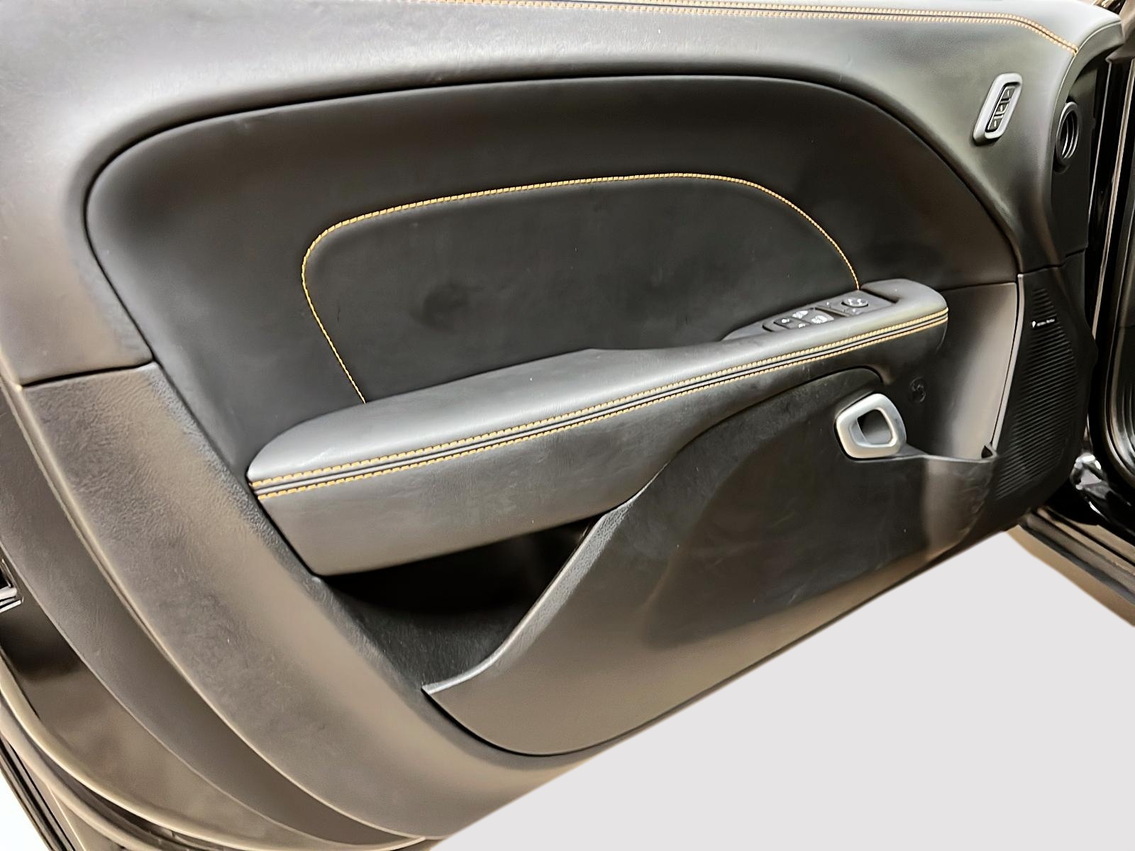 Dodge Challenger 2023 - Image #23