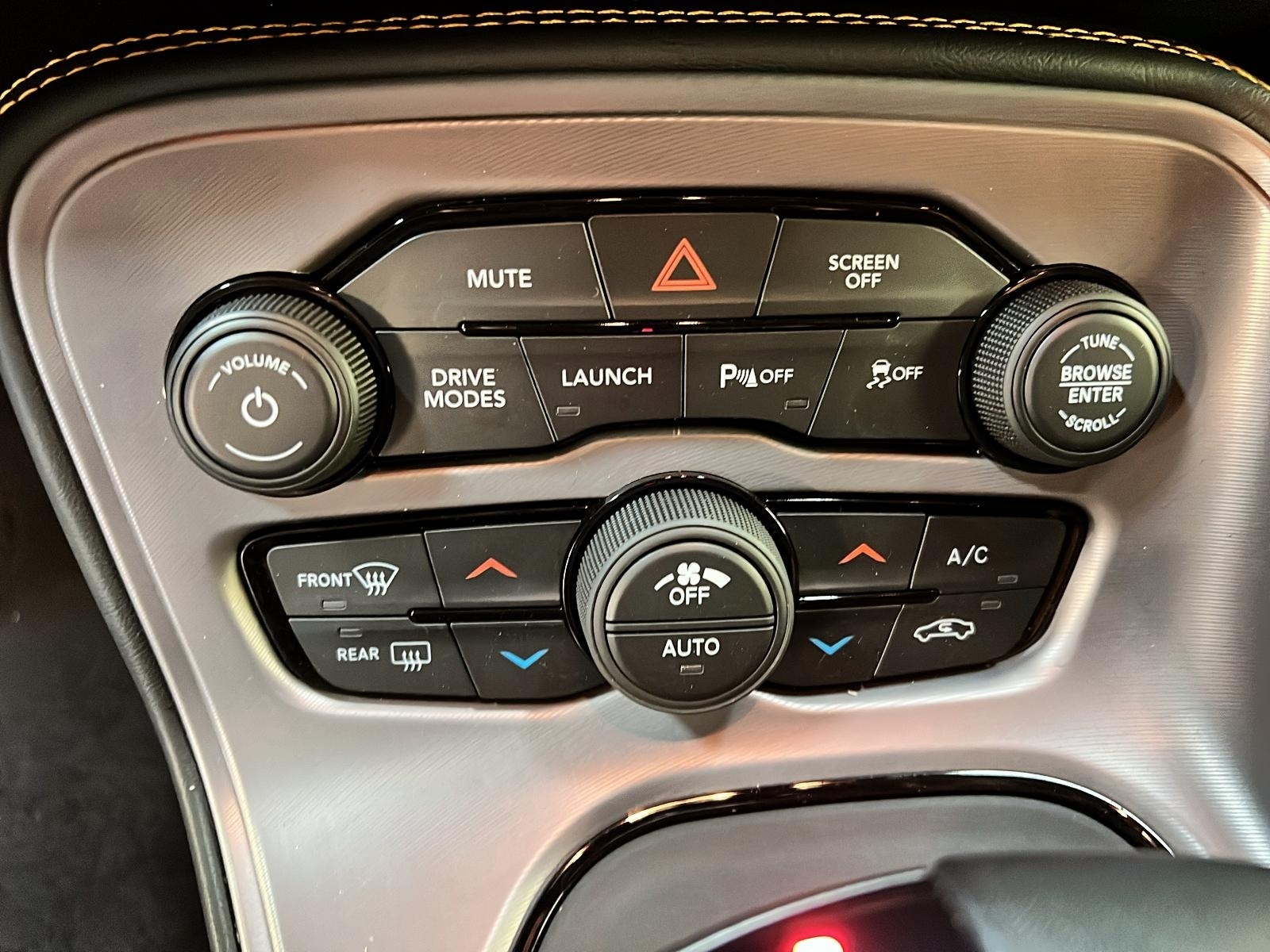 Dodge Challenger SCAT PACK  392 WIDEBODY ORANGE 2023 - image #14