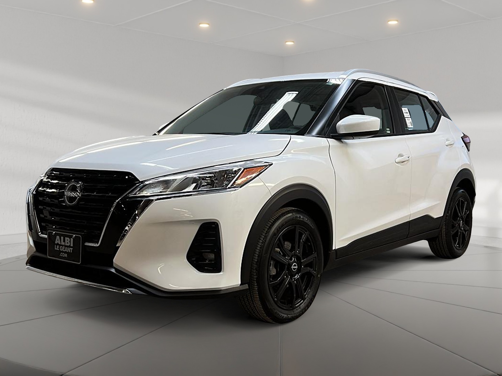 Nissan Kicks 2023 - Image #1