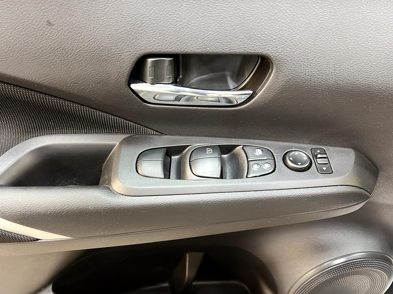 Nissan Kicks SV SPECIAL EDITION 2023 - image #21