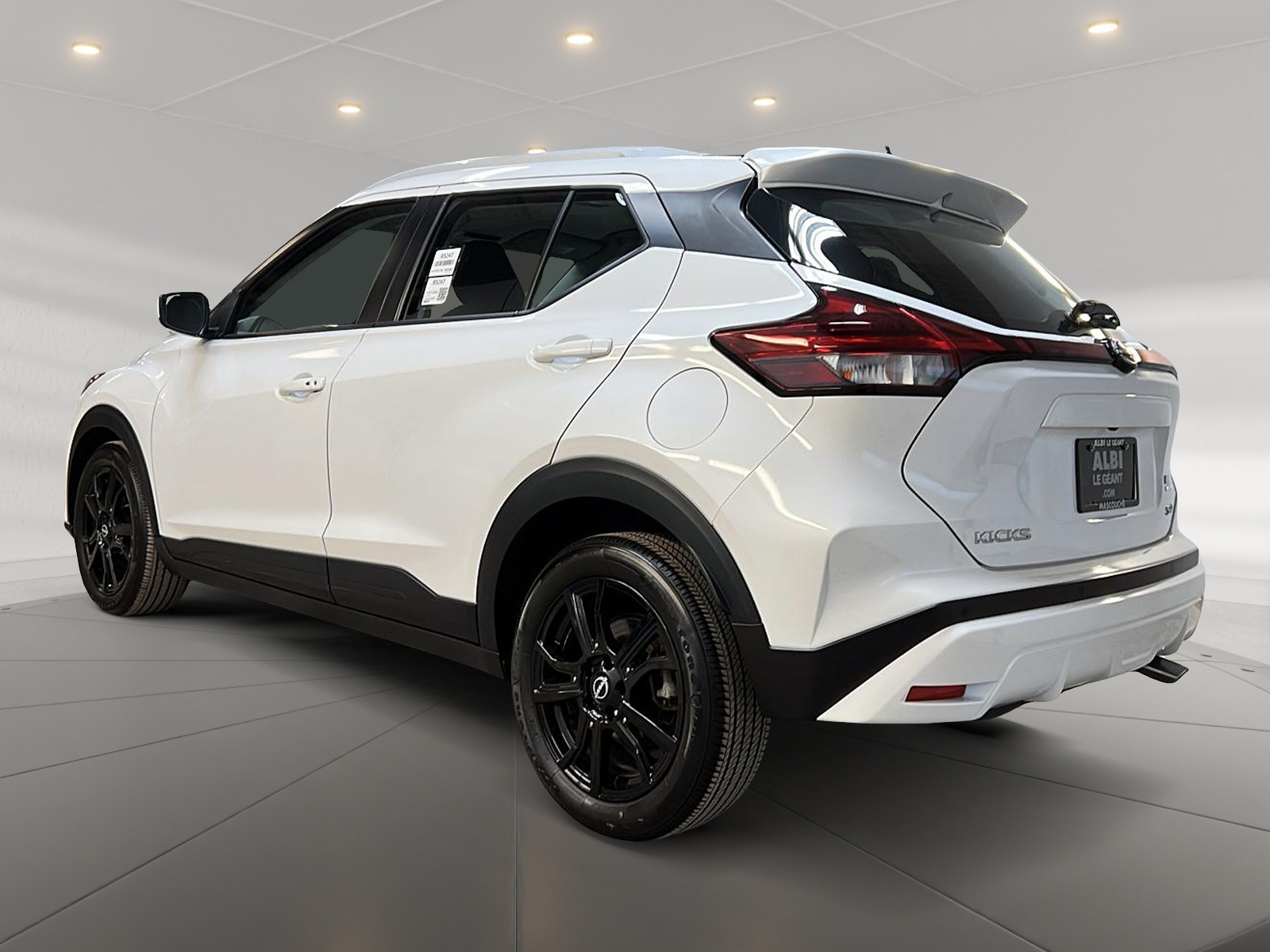 Nissan Kicks SV SPECIAL EDITION 2023 - image #6
