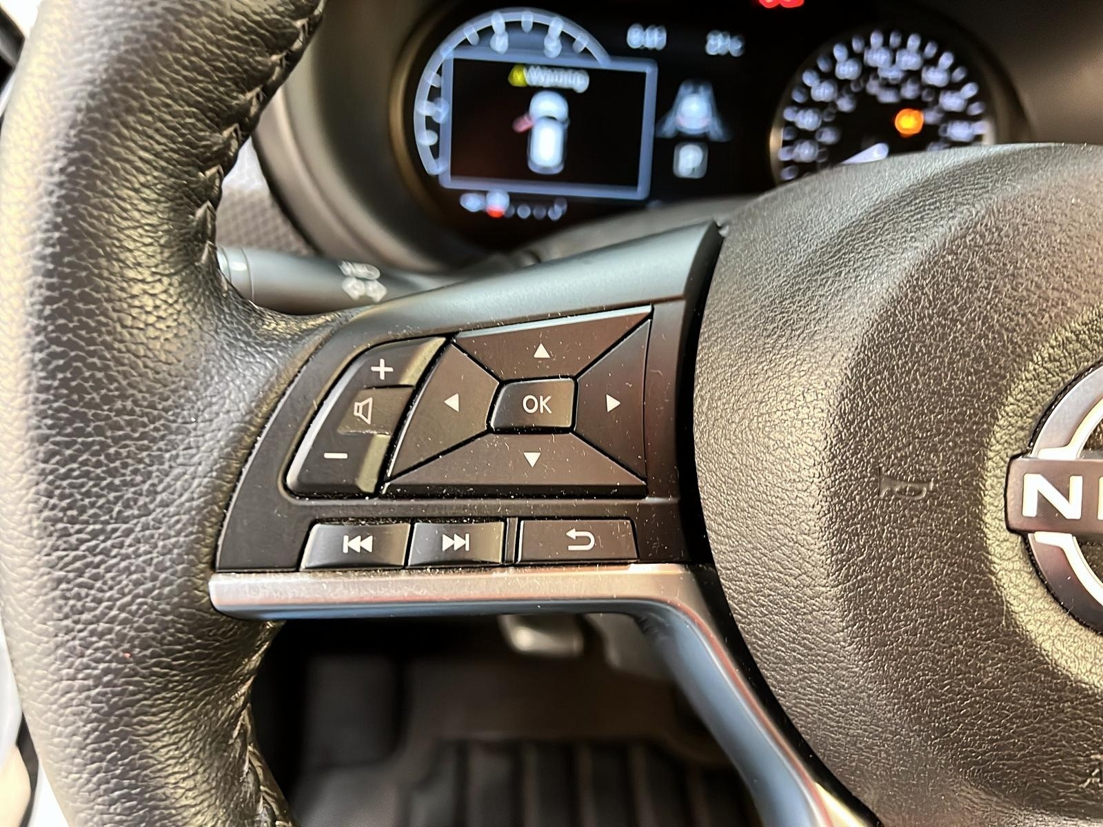 Nissan Kicks SV SPECIAL EDITION 2023 - image #19
