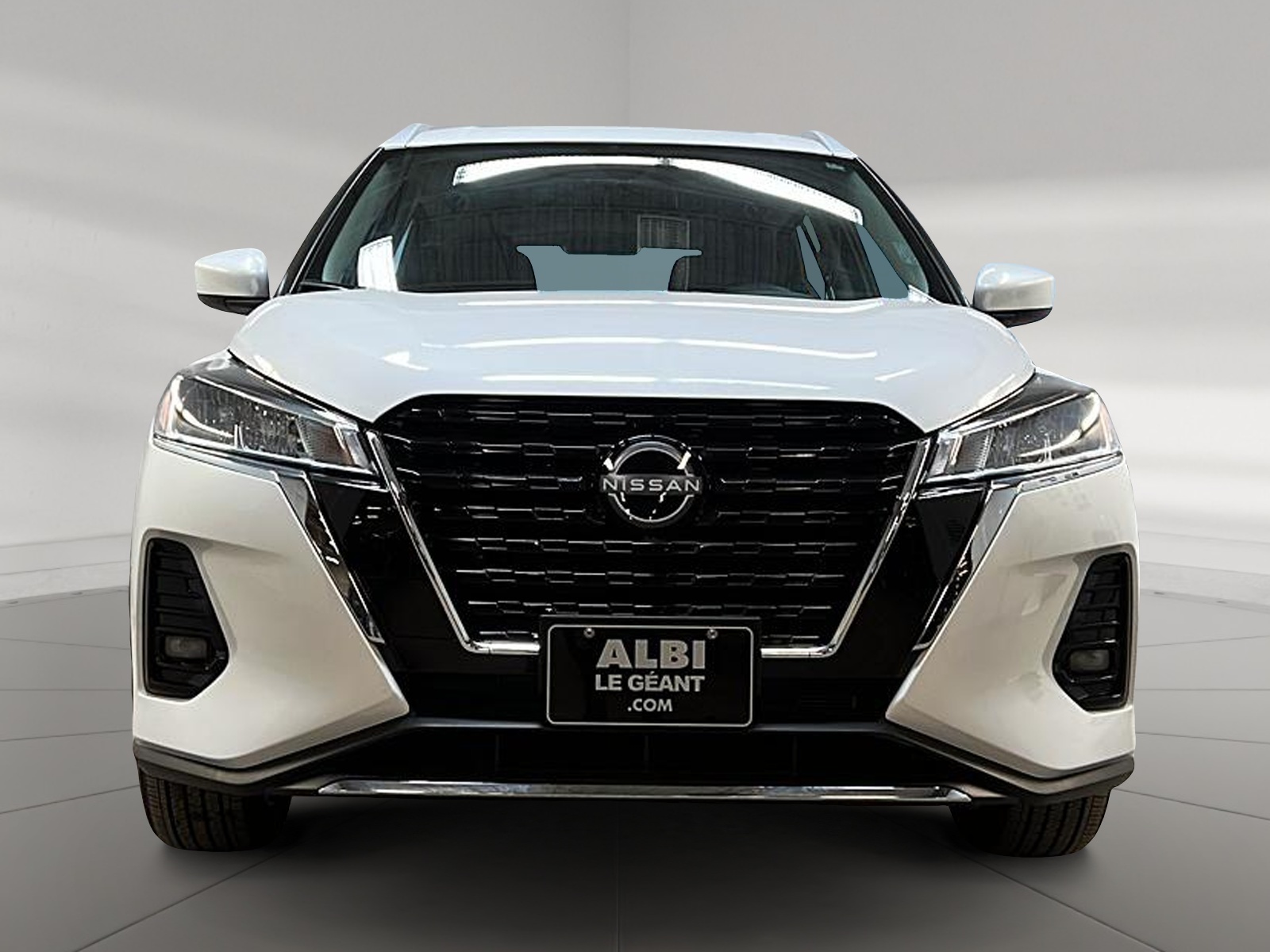 Nissan Kicks 2023 - Image #2