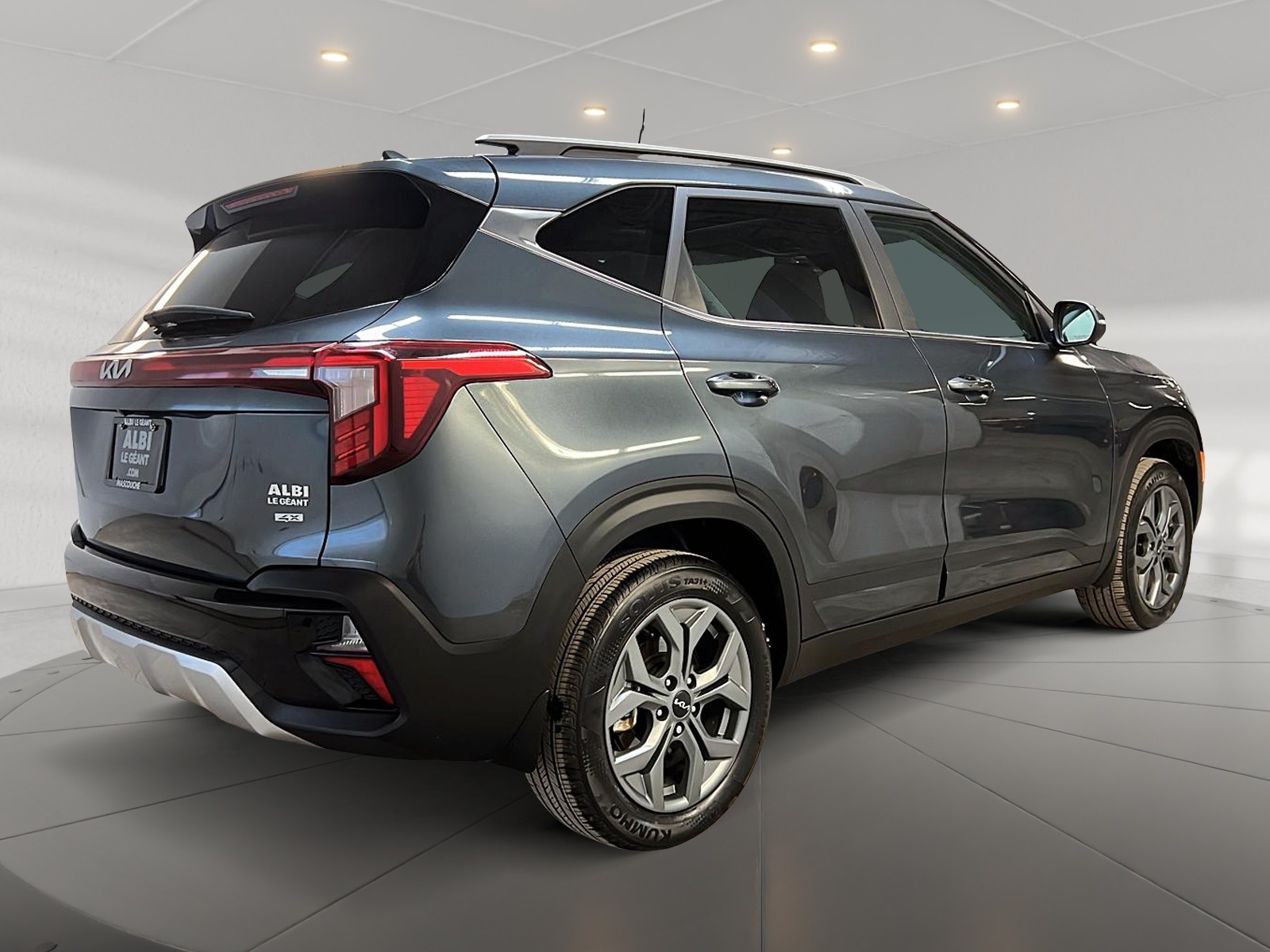 Kia SELTOS EX CUIR TOIT 4RM 2025 - image #4