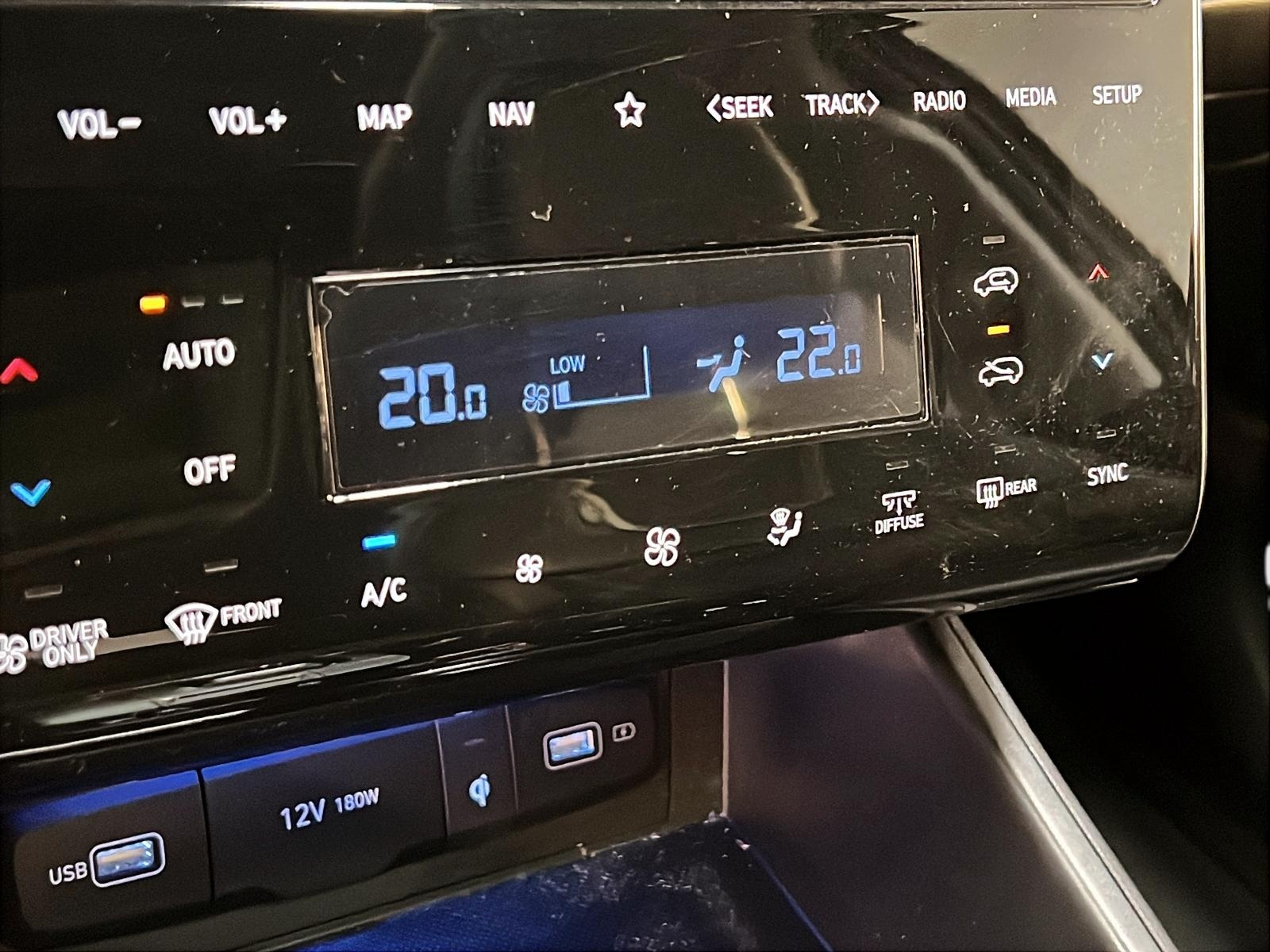 Hyundai Tucson ULTIMATE PHEV CUIR TOIT PANO NAV 4RM 2024 - image #16