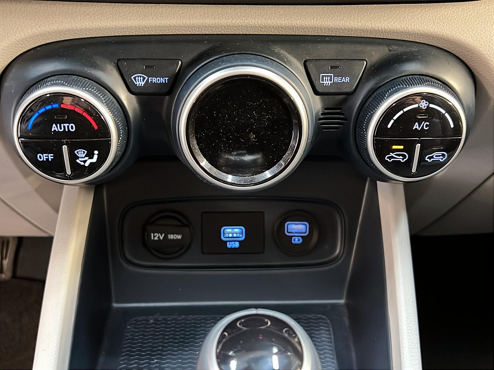 Hyundai Venue ULTIMATE TOIT NAV 2021 - image #15
