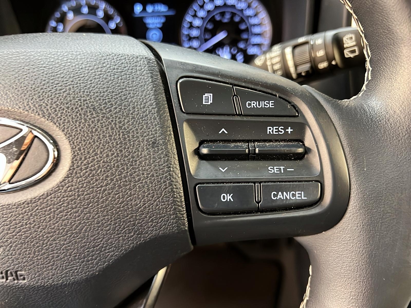 Hyundai Venue ULTIMATE TOIT NAV 2021 - image #19