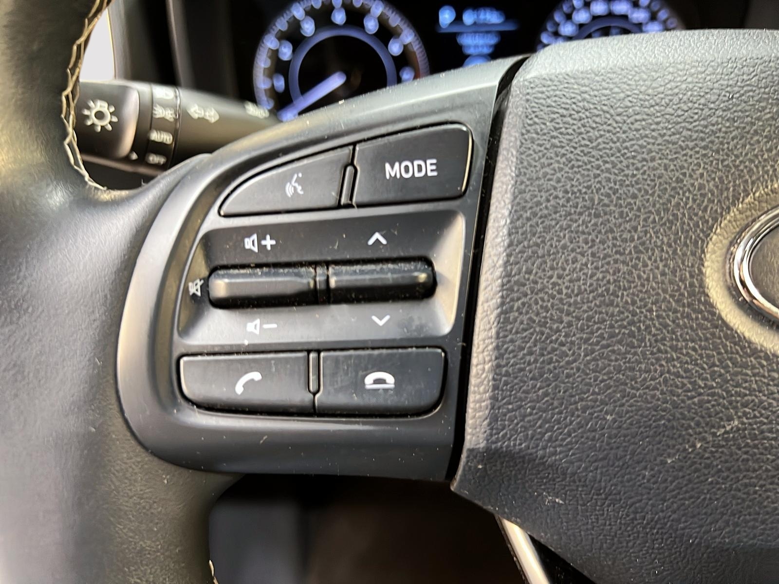 Hyundai Venue ULTIMATE TOIT NAV 2021 - image #20